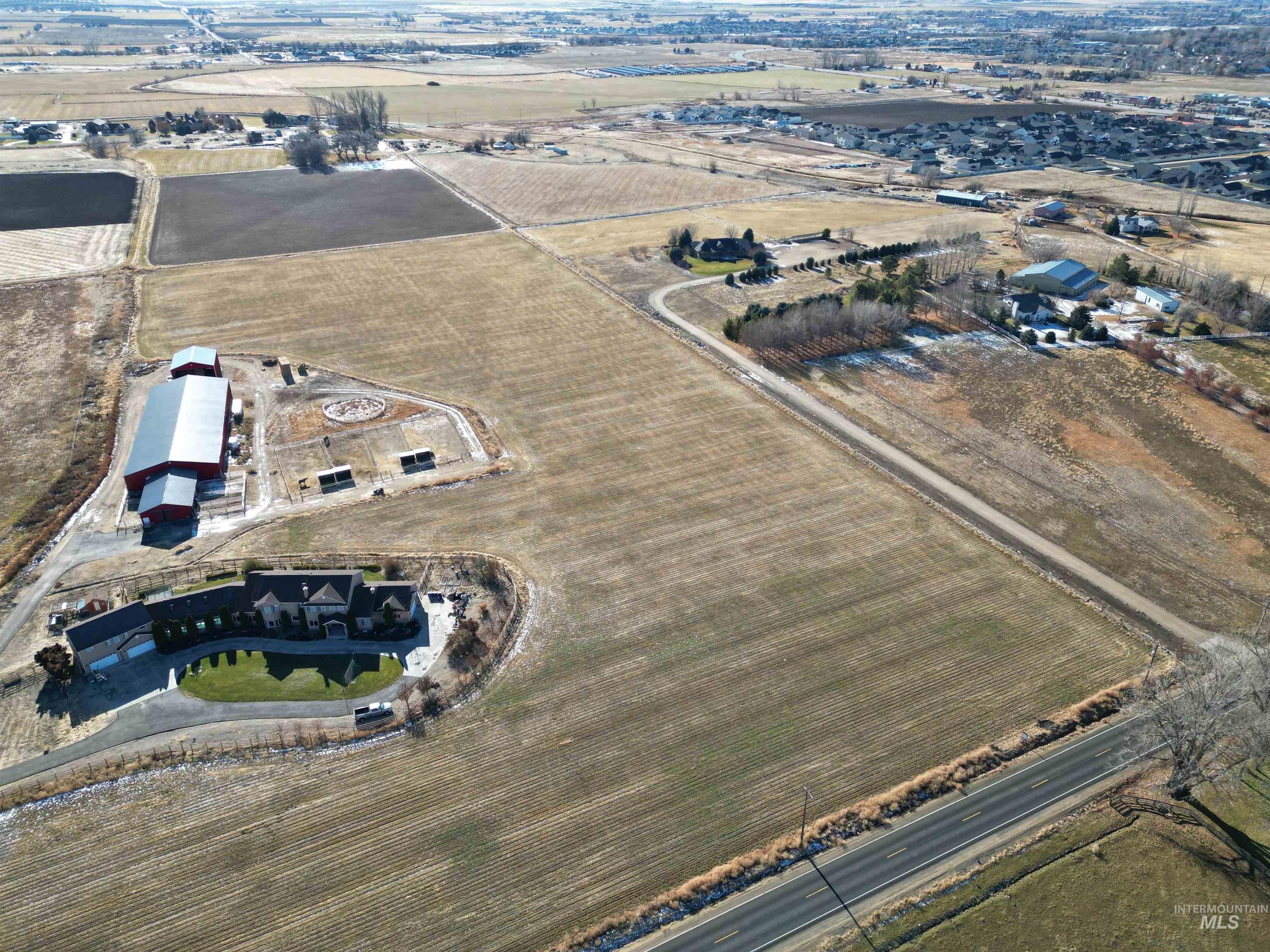 000 Deer Flat Road Property Photo 3