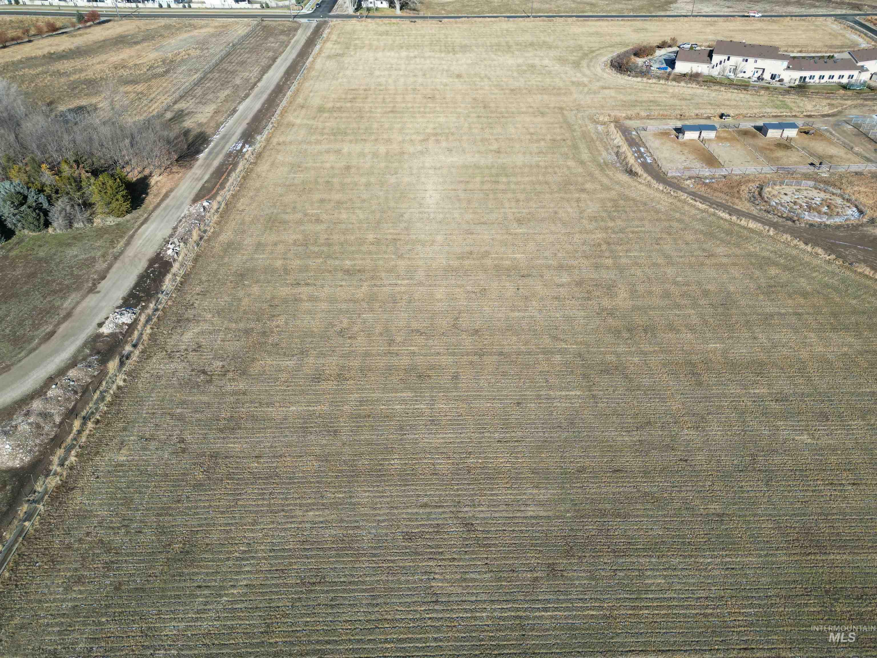 000 Deer Flat Road Property Photo 5