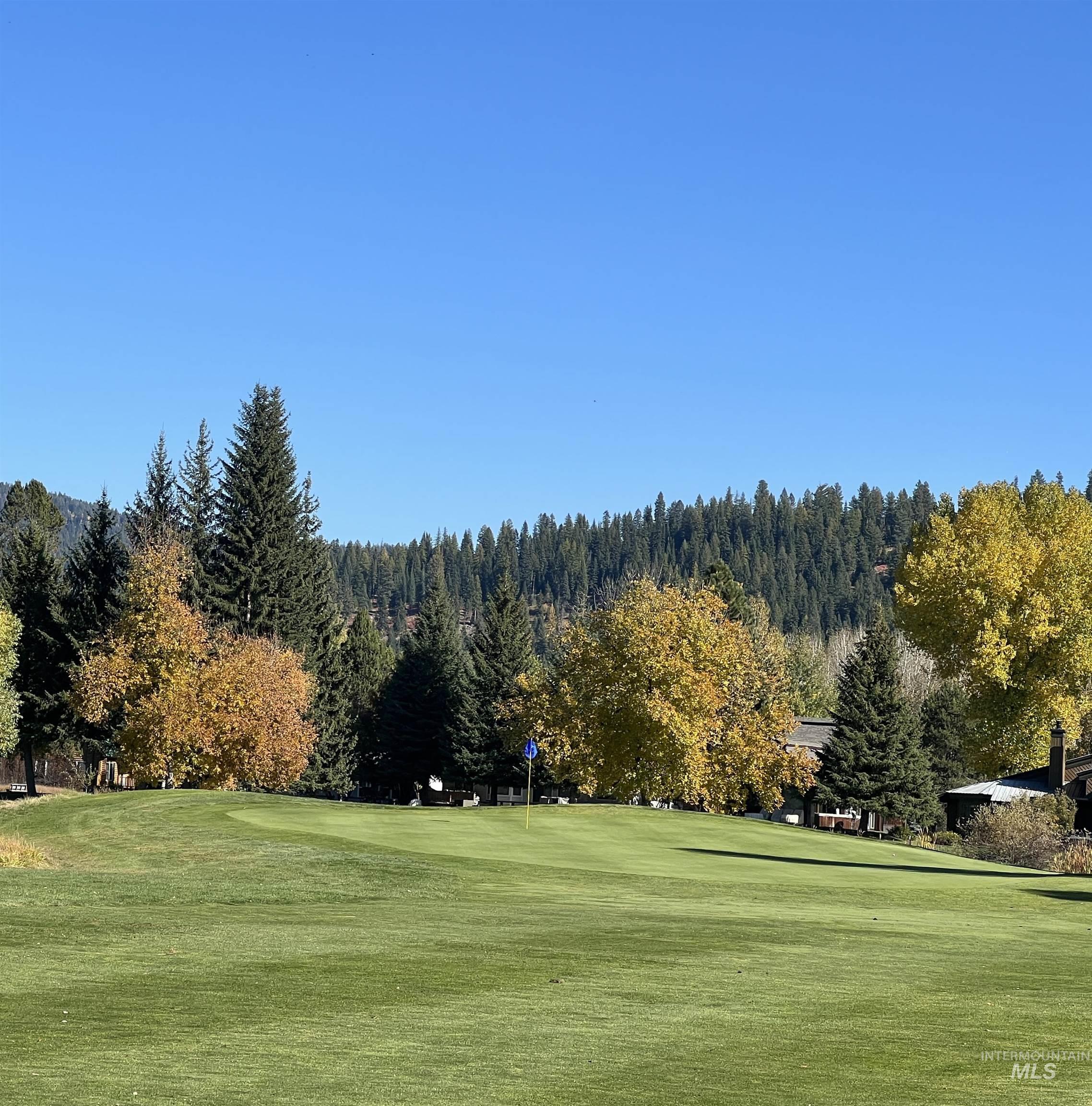 1408 & 1412 Mountain Meadow Dr Property Photo 13