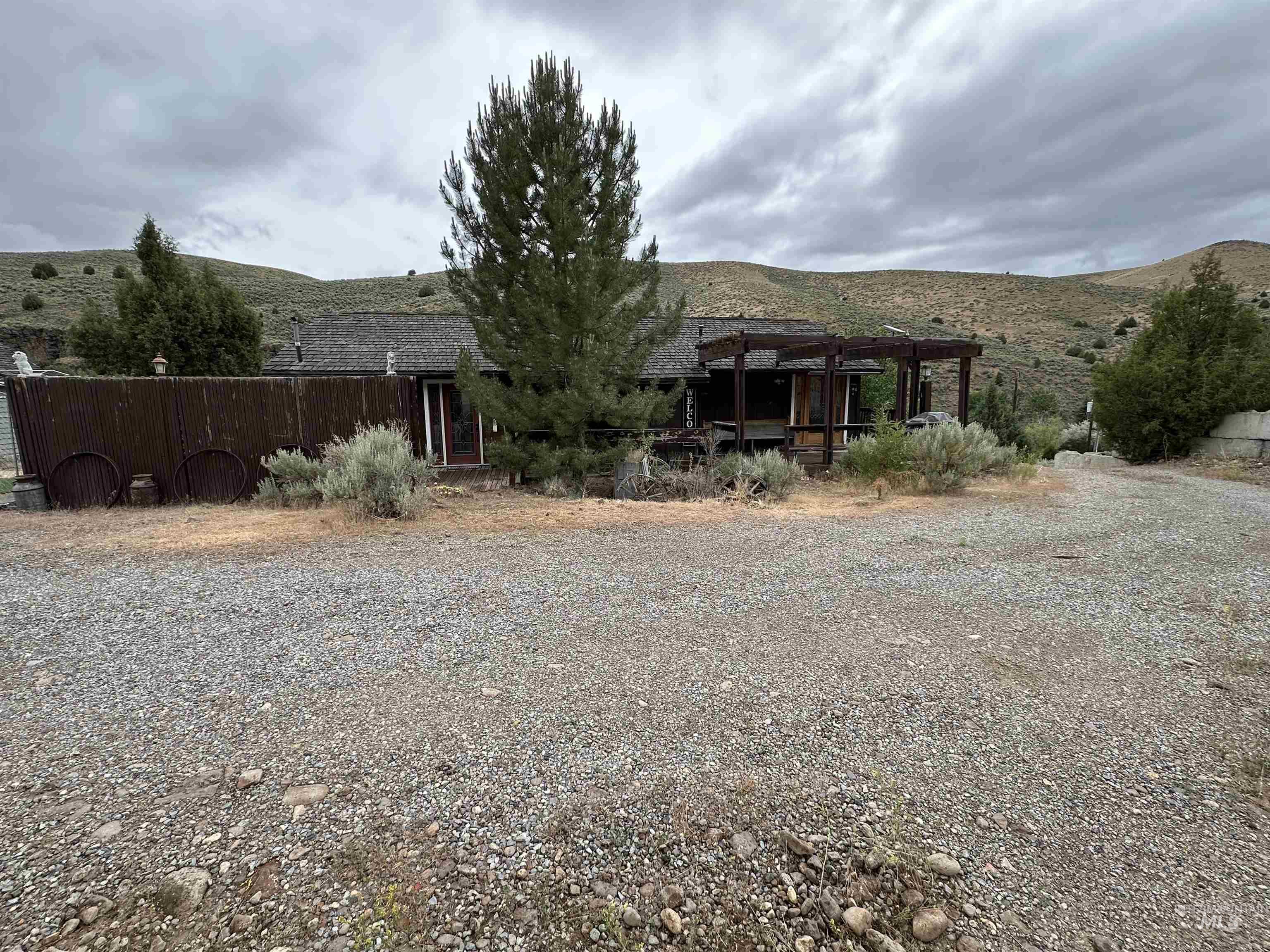58438 Mansford Ave Property Photo 2