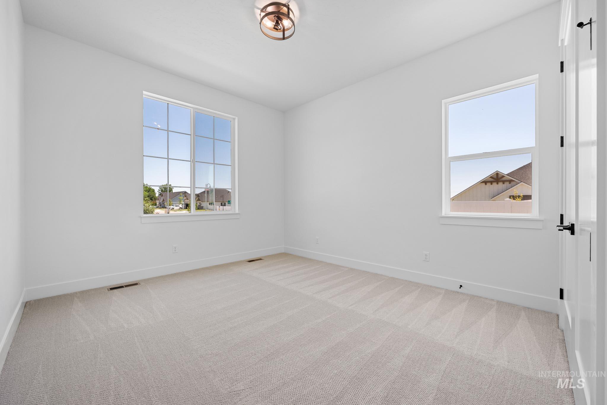 2919 N Starhaven Ave Property Photo 50