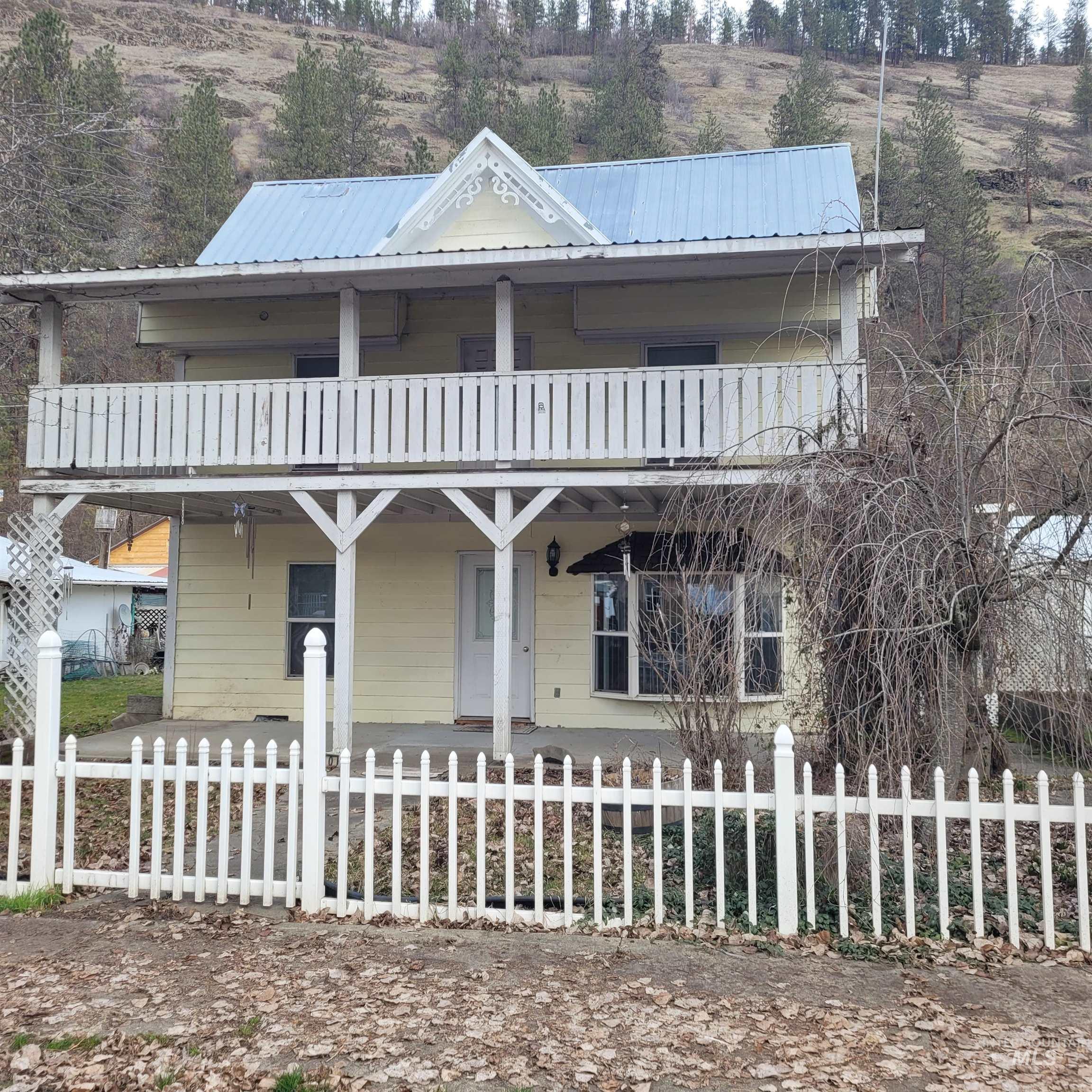 310 Main Street Property Photo