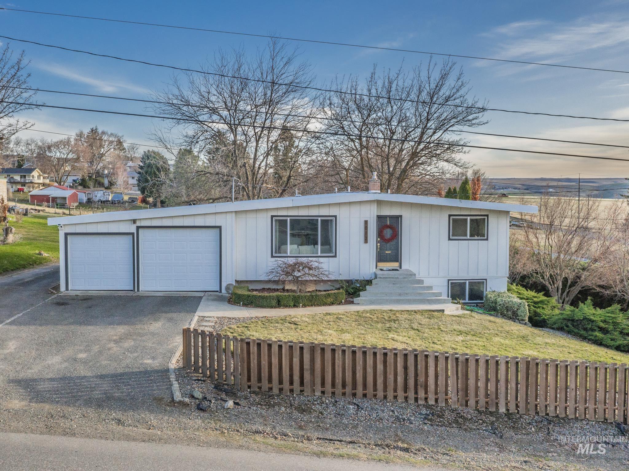 1012 Ripon Avenue Property Photo