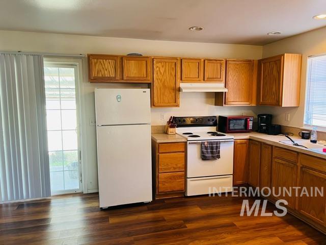 203 & 205 S Owyhee St Property Photo 4
