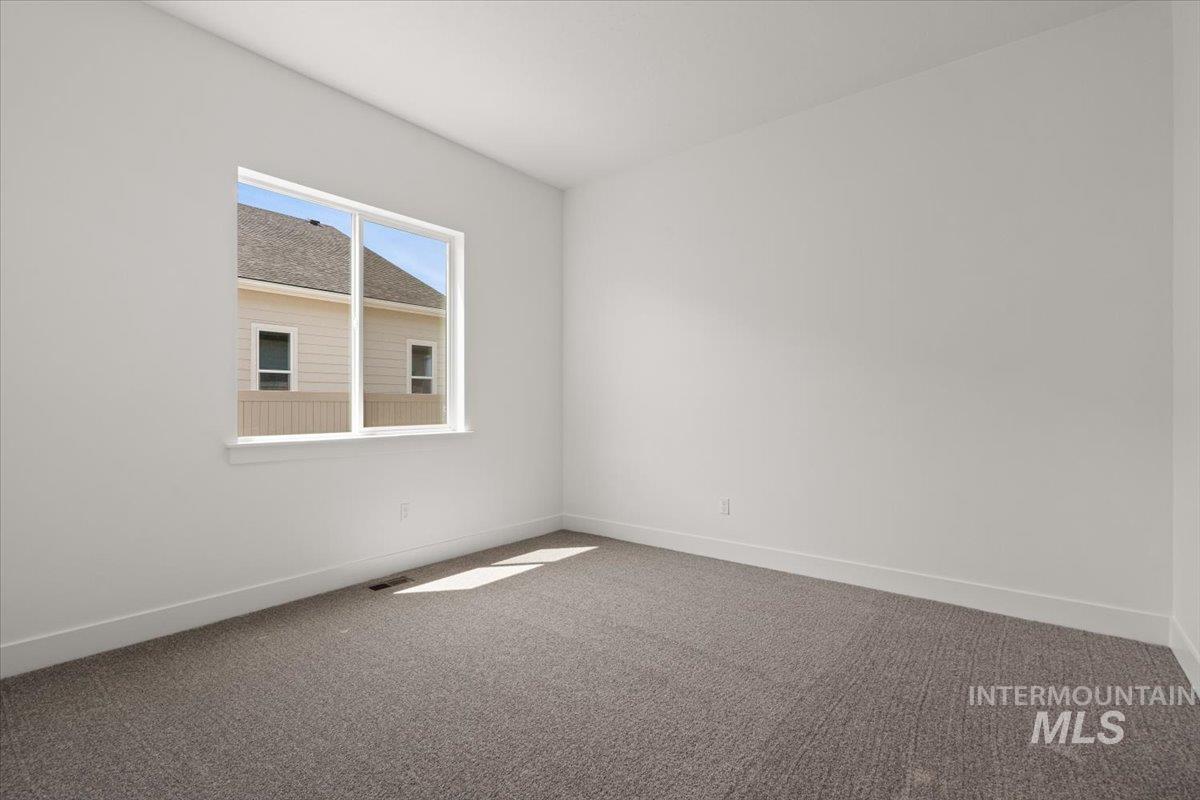 2279 N Mountain Vista Ave Property Photo 37