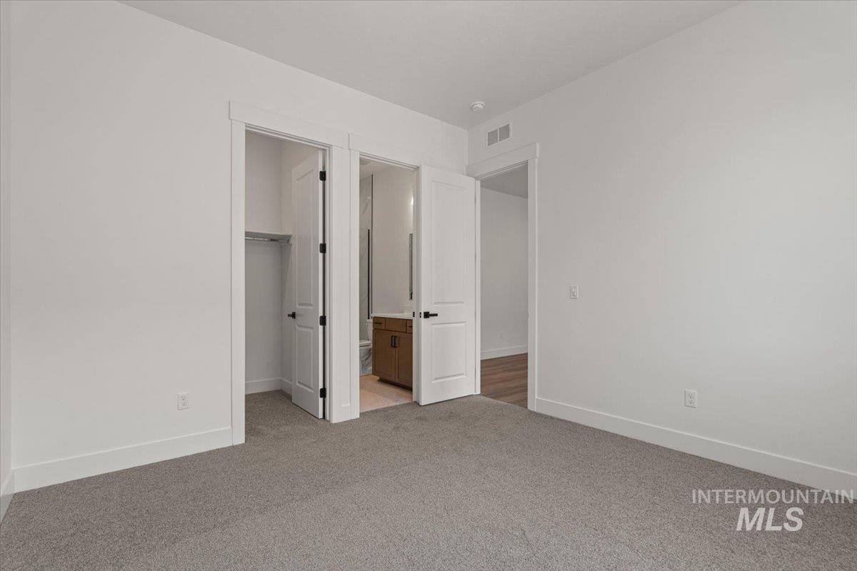 2279 N Mountain Vista Ave Property Photo 38