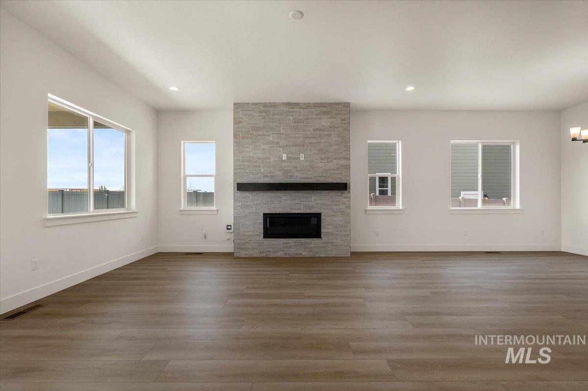 2322 N Mountain Vista Ave Property Photo 13