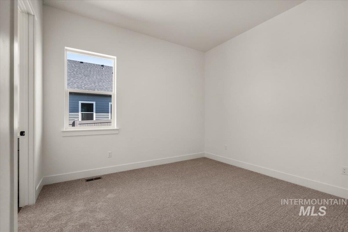 2322 N Mountain Vista Ave Property Photo 28