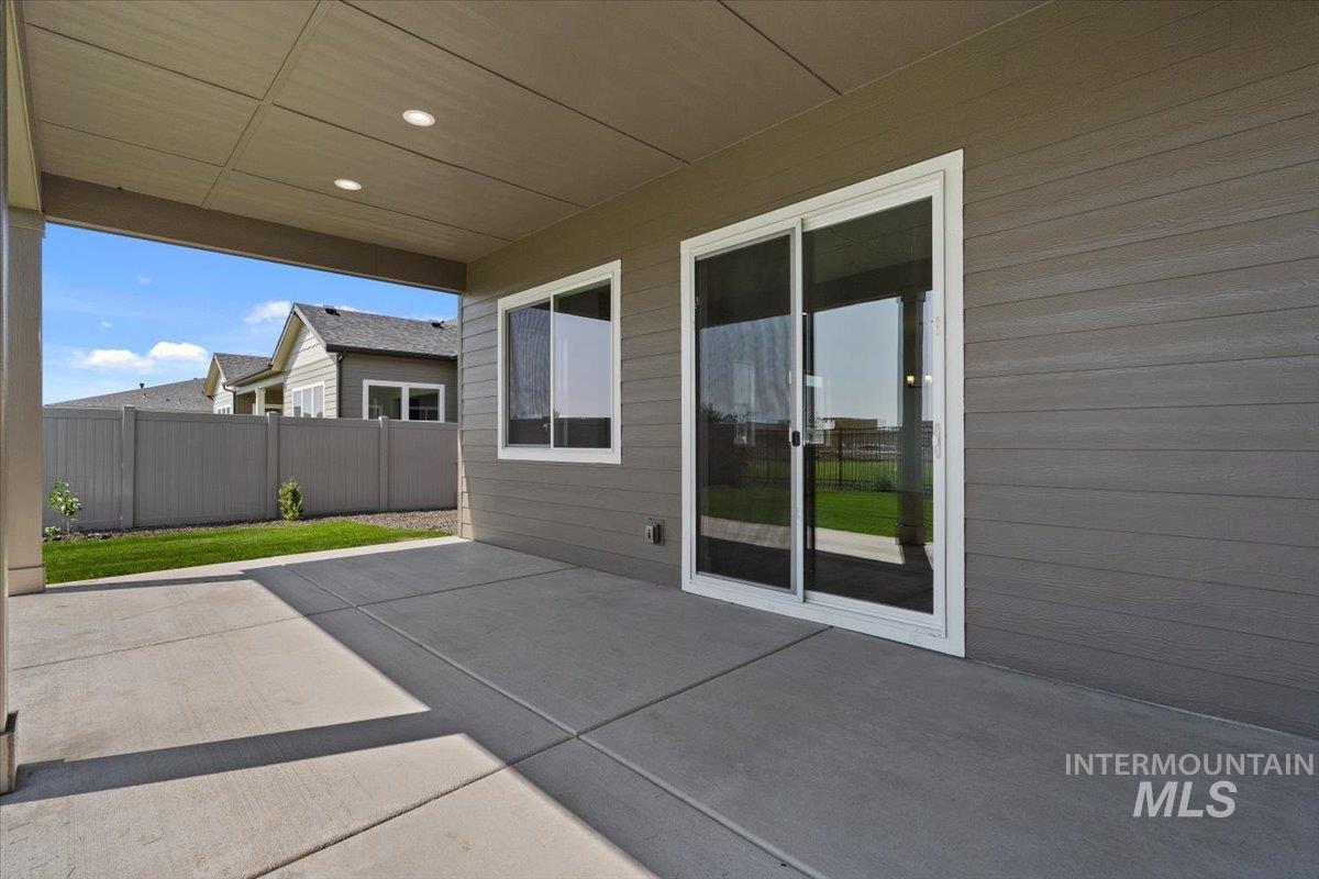 2322 N Mountain Vista Ave Property Photo 37