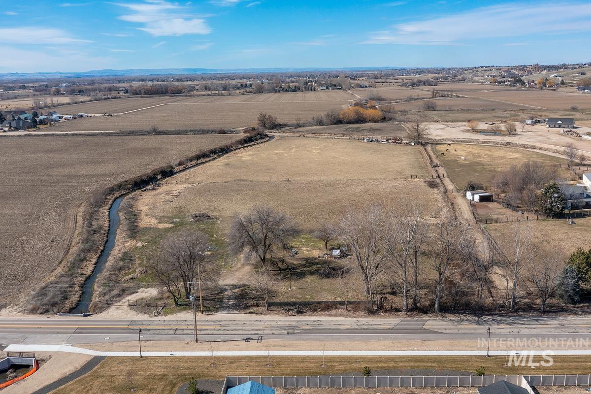 23189 N Can Ada Road Property Photo