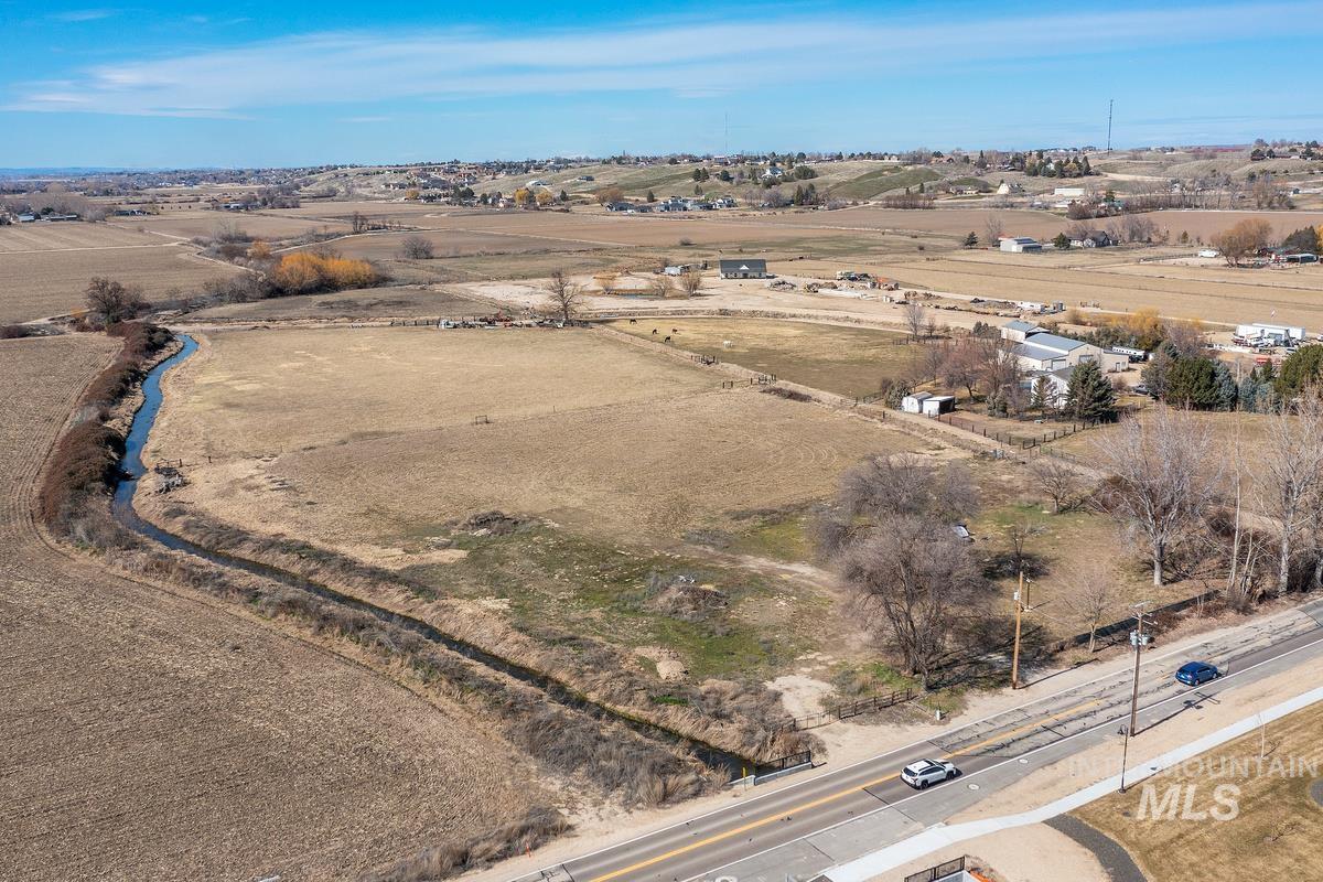 23189 N Can Ada Road Property Photo 2