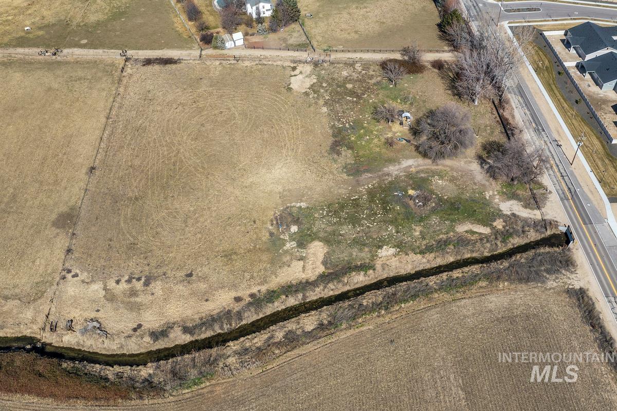 23189 N Can Ada Road Property Photo 5