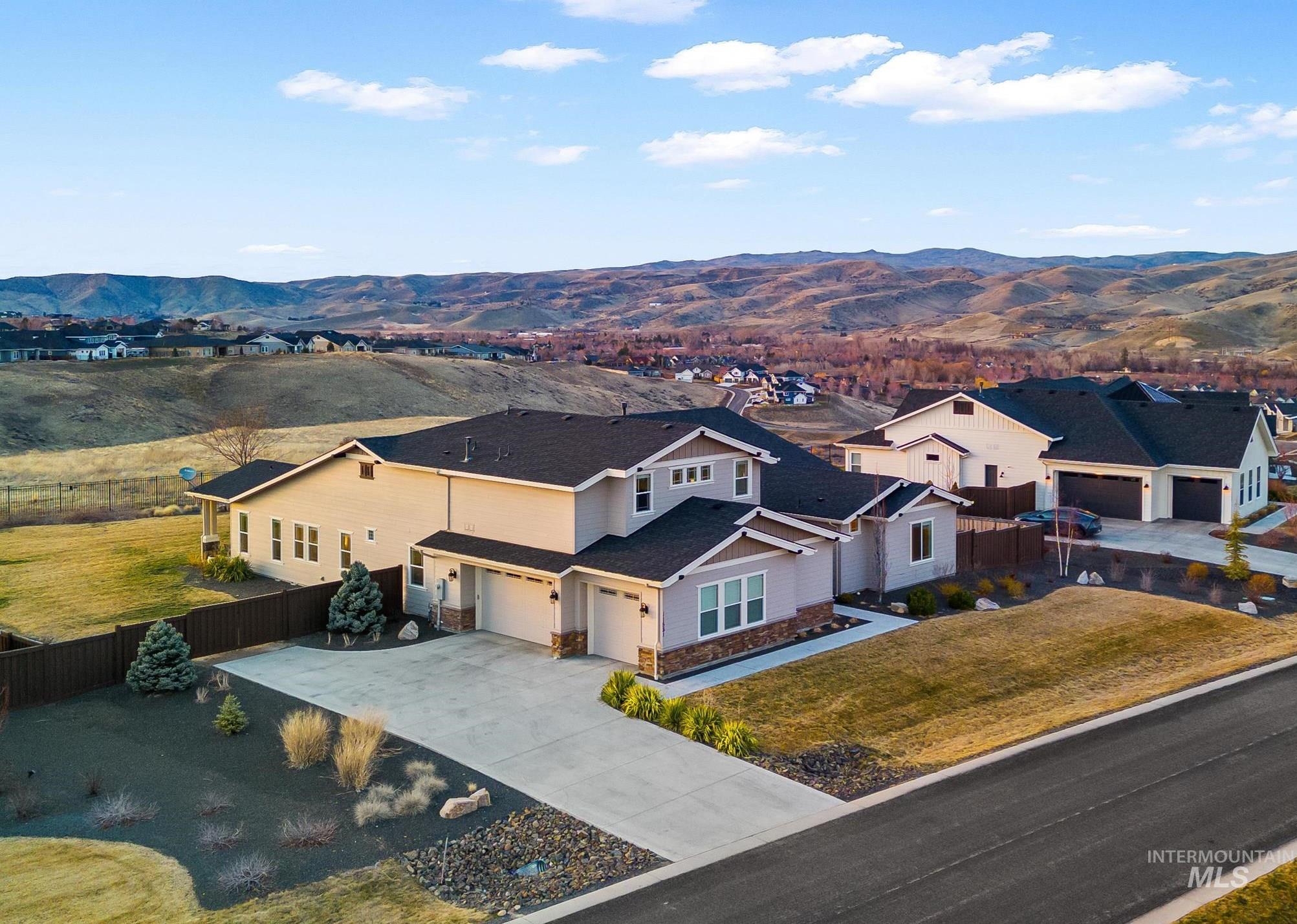 11531 N Barn Owl Way Property Photo 1