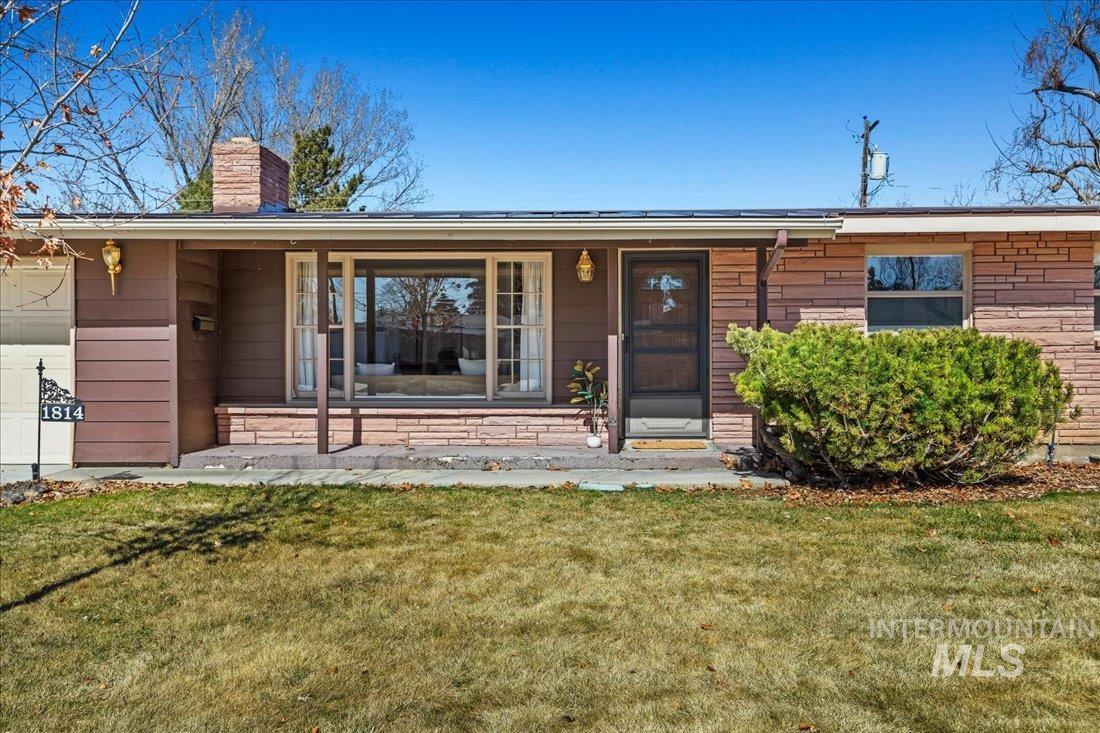 1814 W Suncrest Property Photo