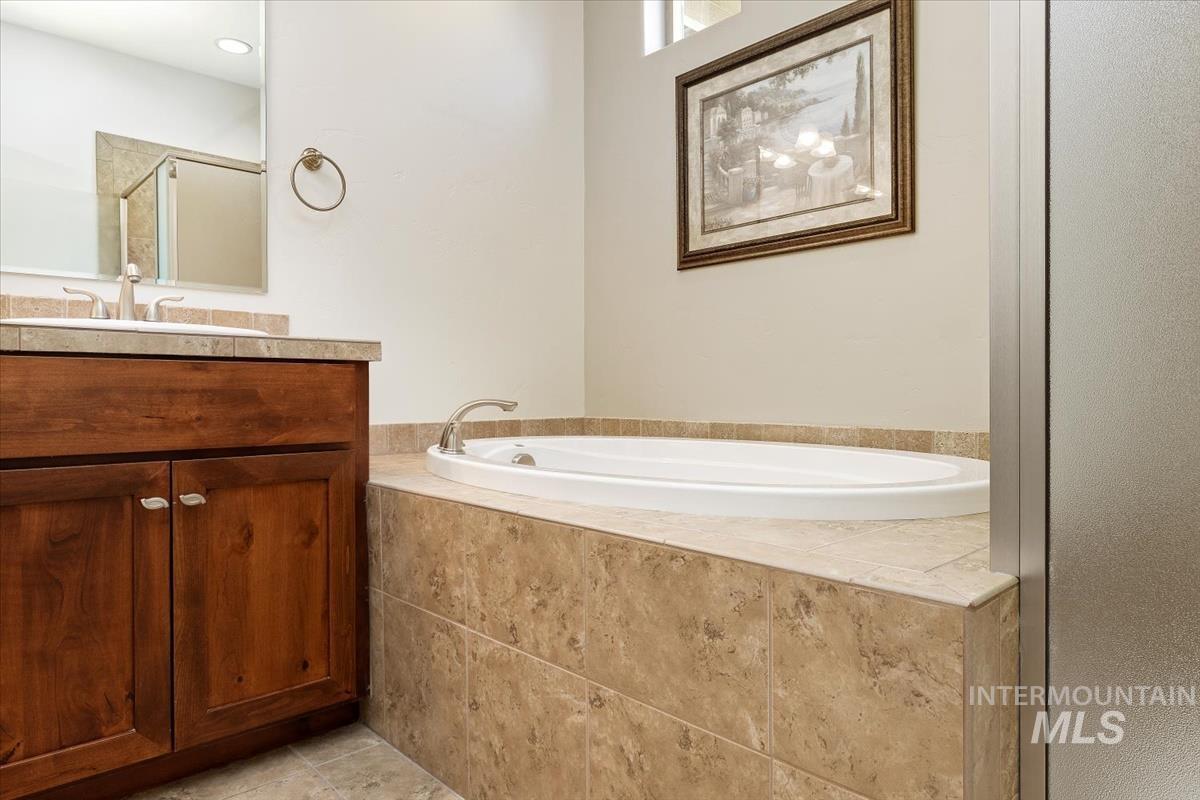 18160 N Streams Edge Way Property Photo 24