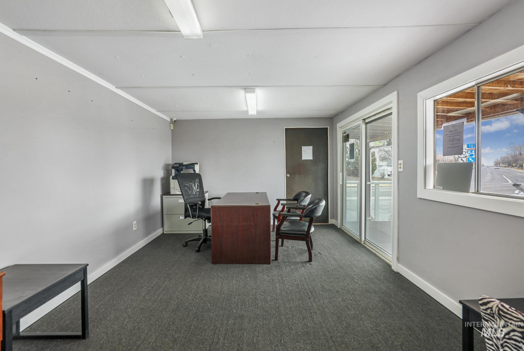 162 Washington St Property Photo 18