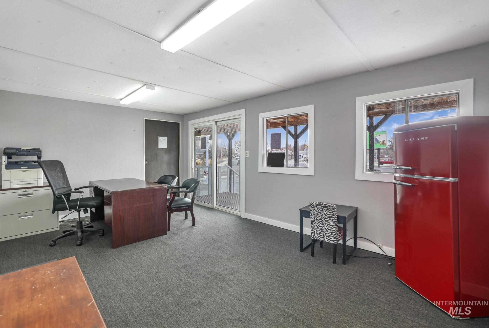 162 Washington St Property Photo 19
