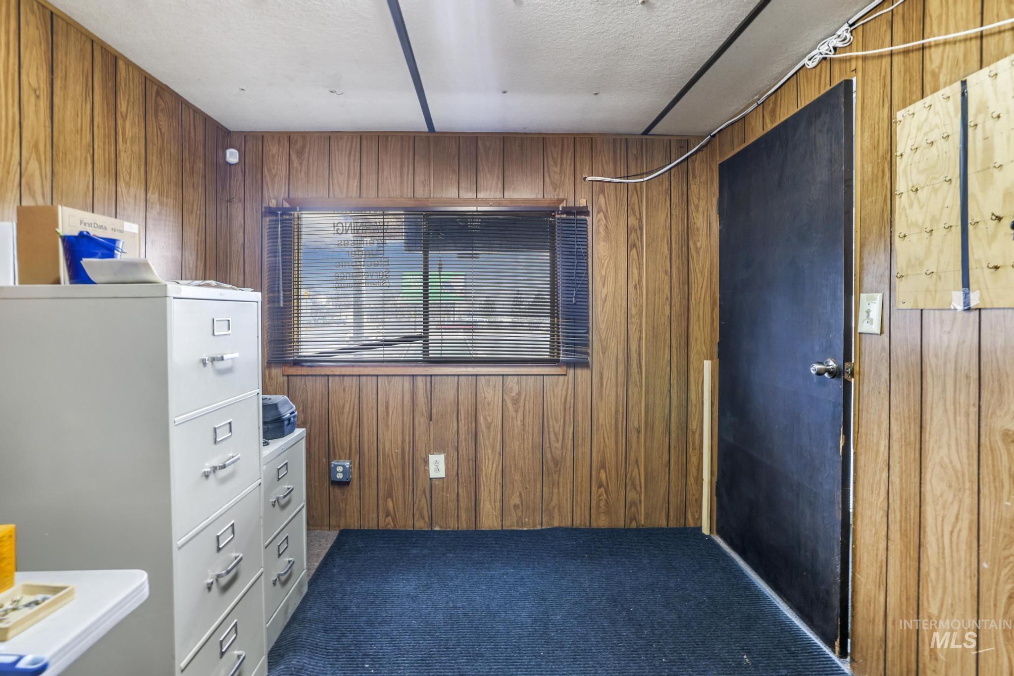 162 Washington St Property Photo 25