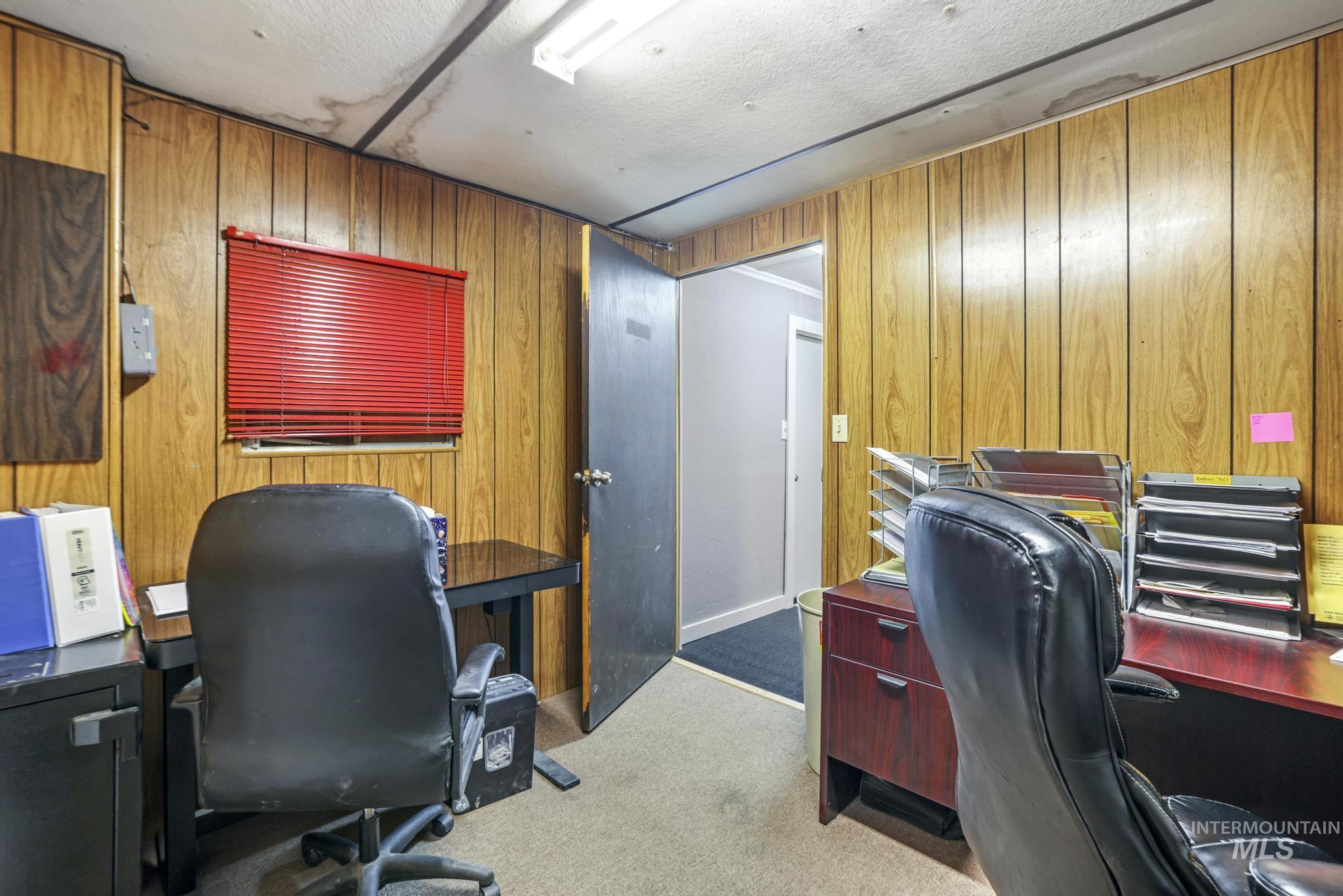 162 Washington St Property Photo 27