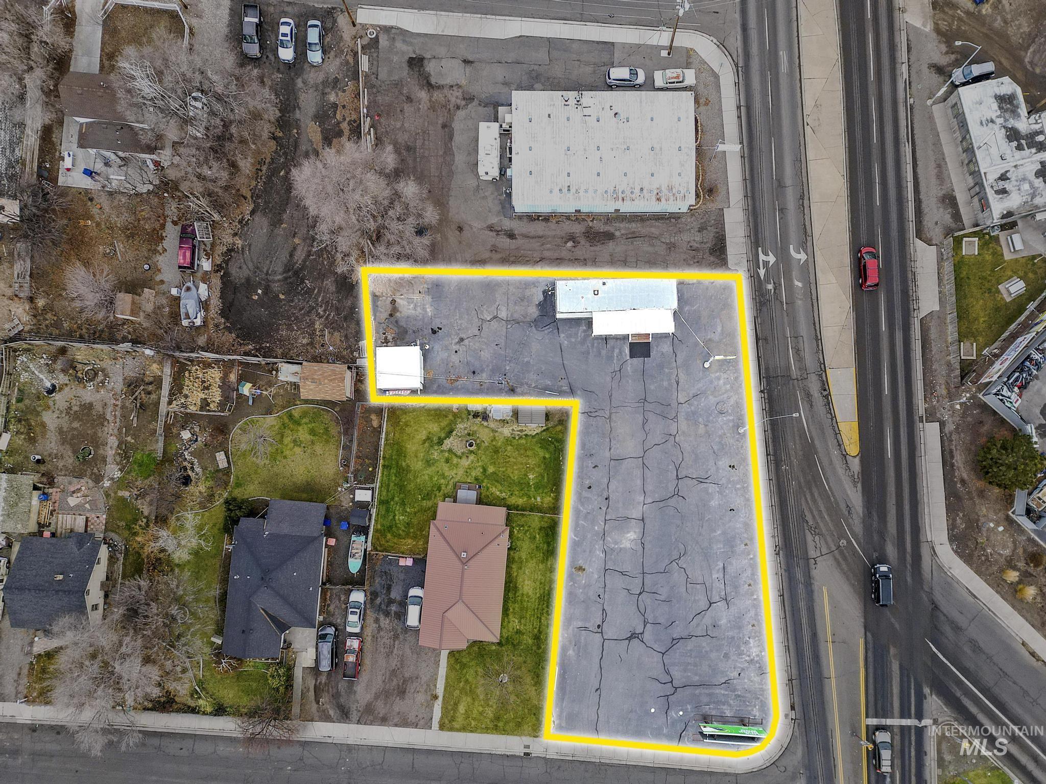 162 Washington St Property Photo 38