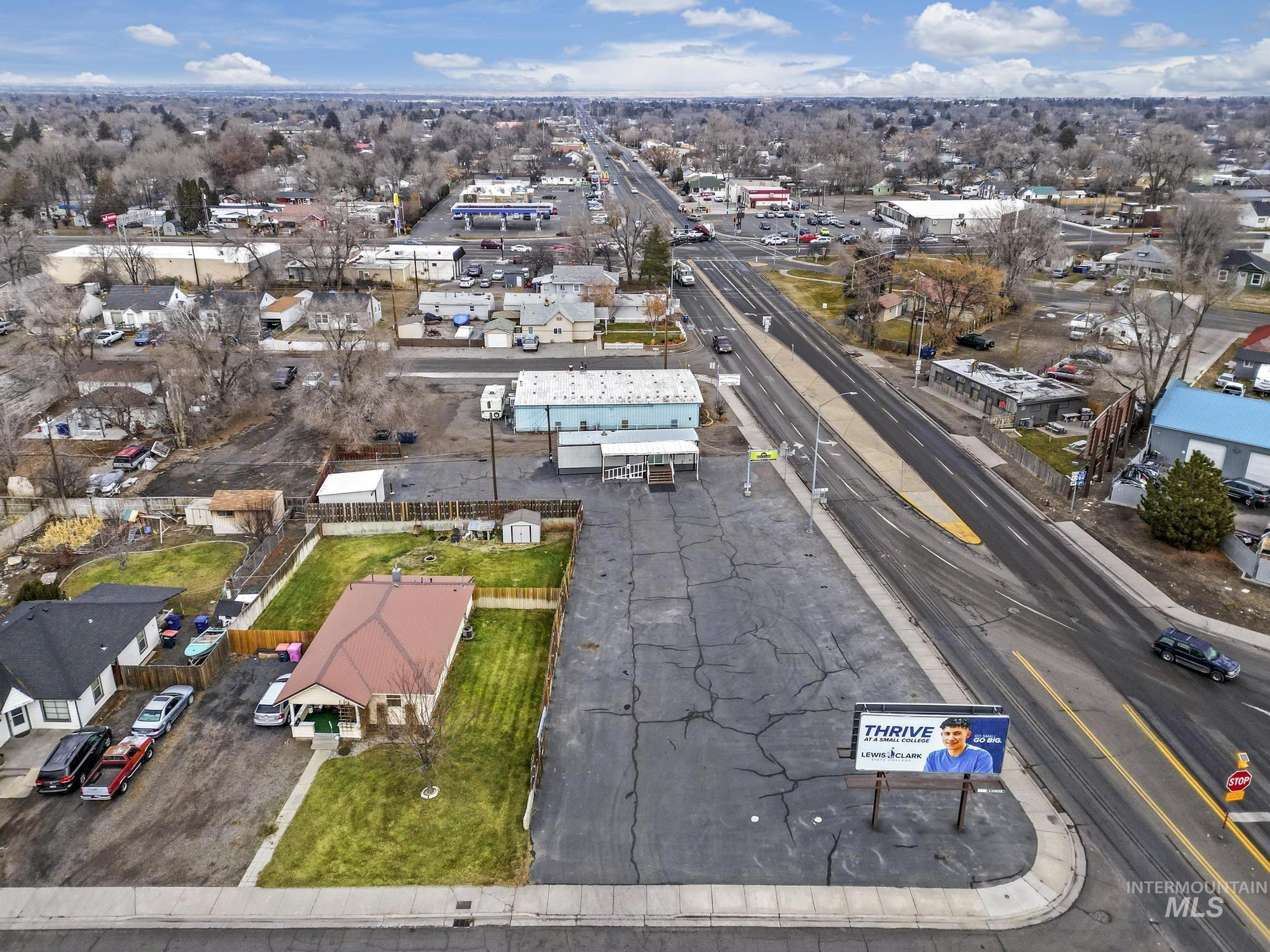 162 Washington St Property Photo 41