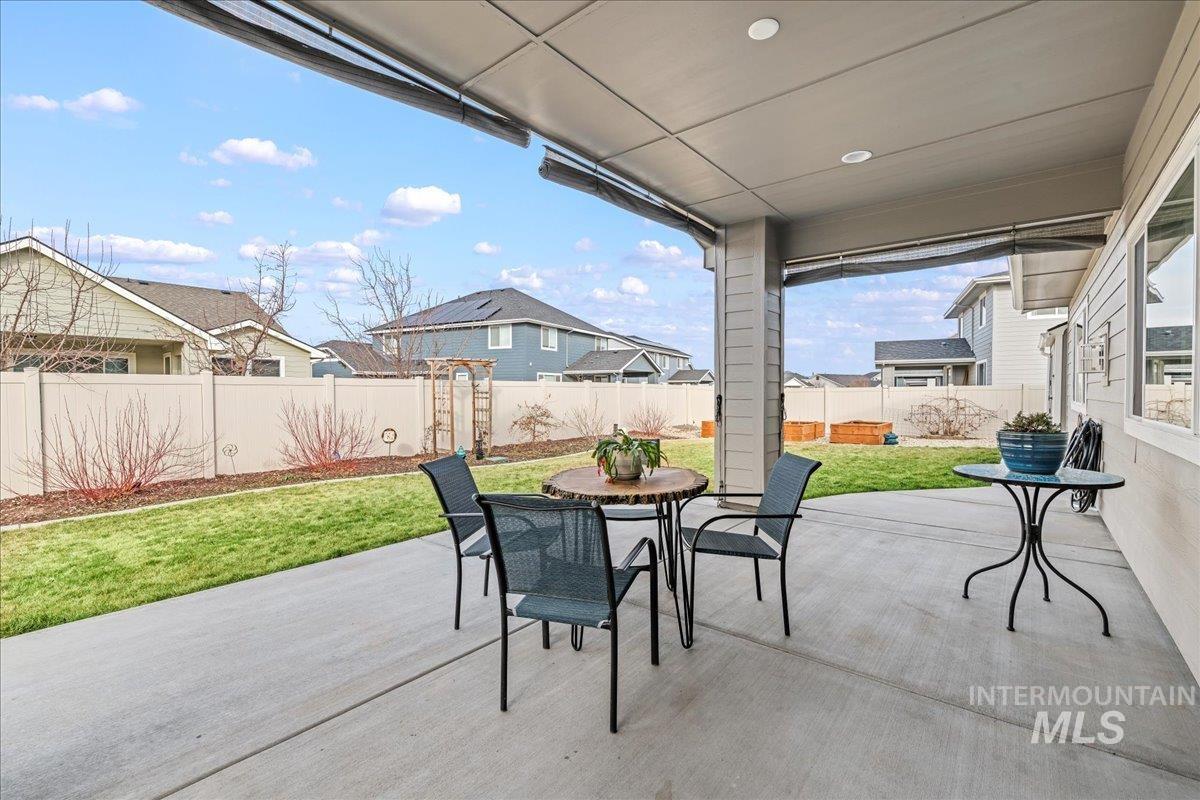 2121 N Destiny Way Property Photo 24