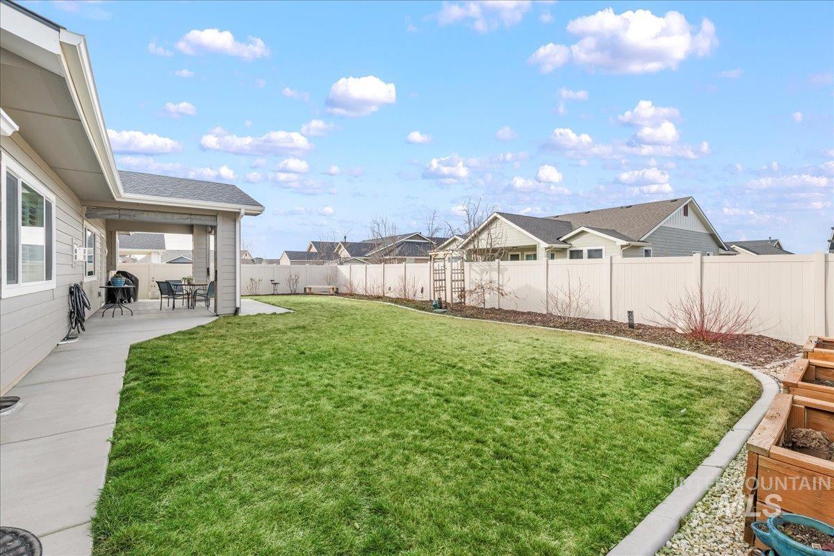 2121 N Destiny Way Property Photo 27