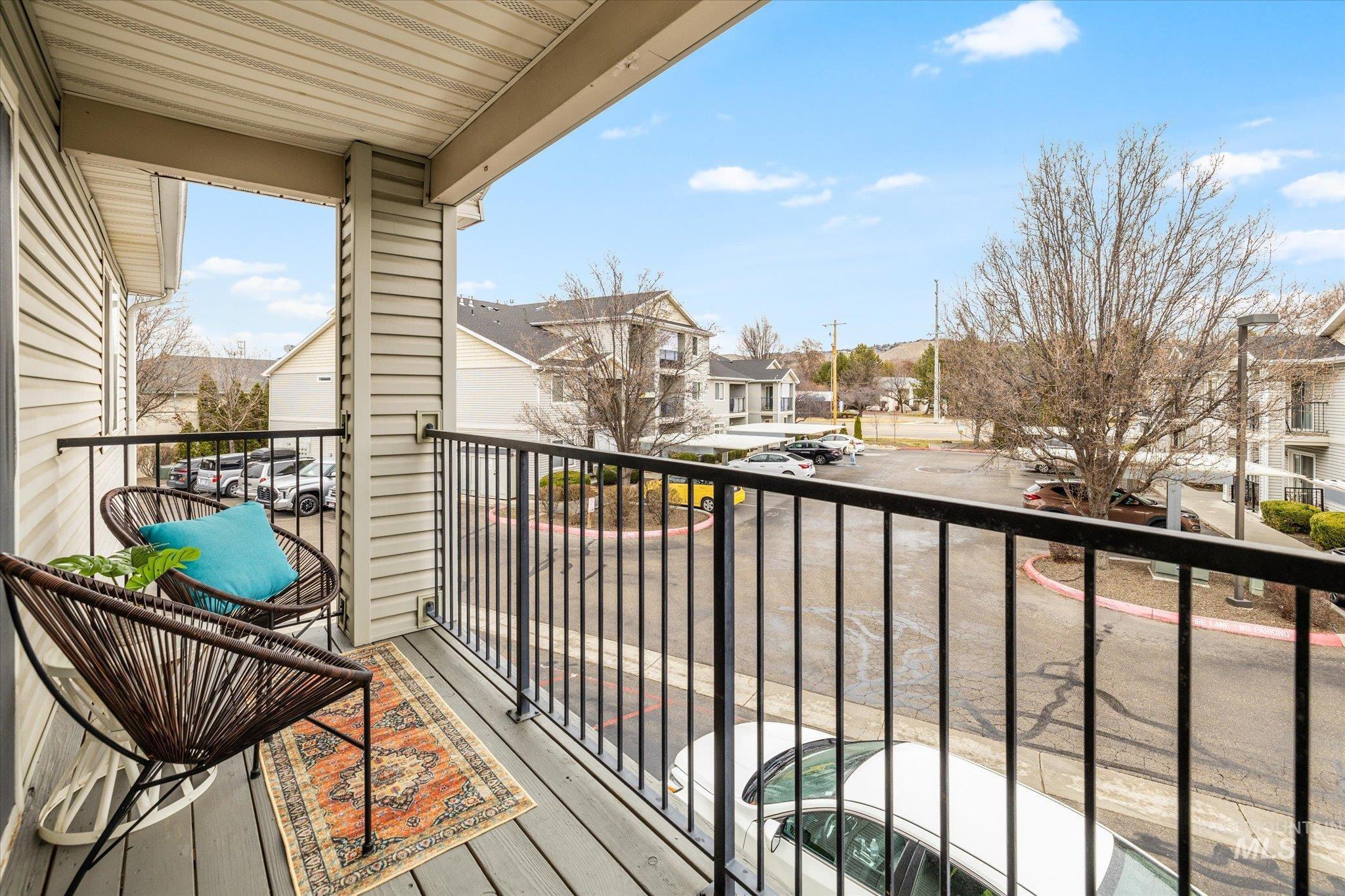 Goosecreek Condos Real Estate Listings Main Image