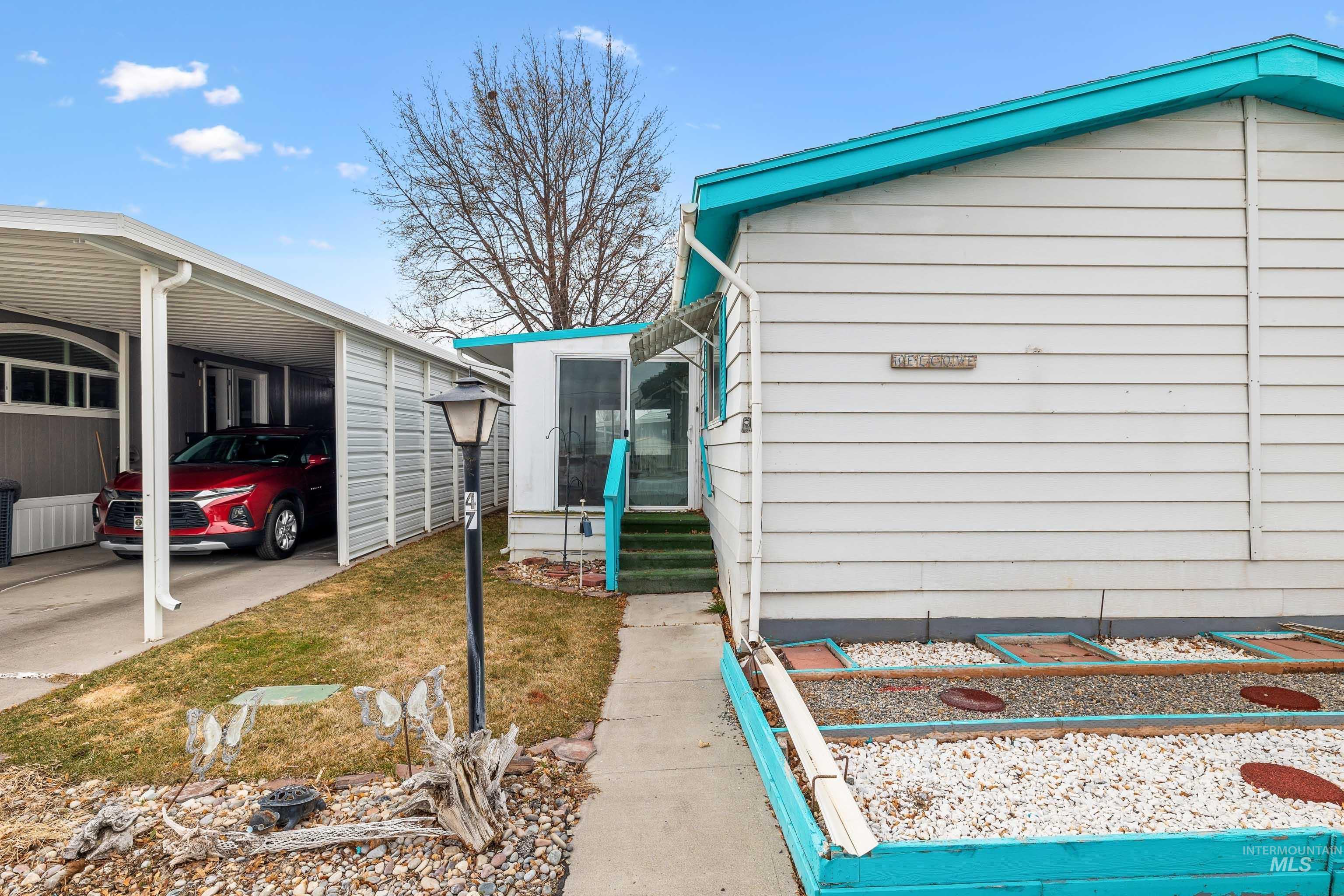 419 Fruitland Avenue Property Photo 2