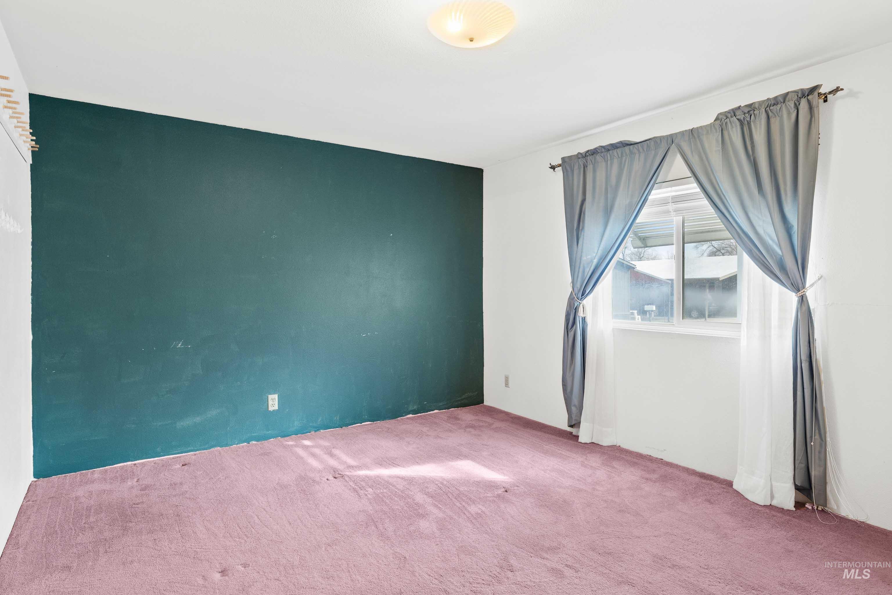 419 Fruitland Ave Property Photo 11