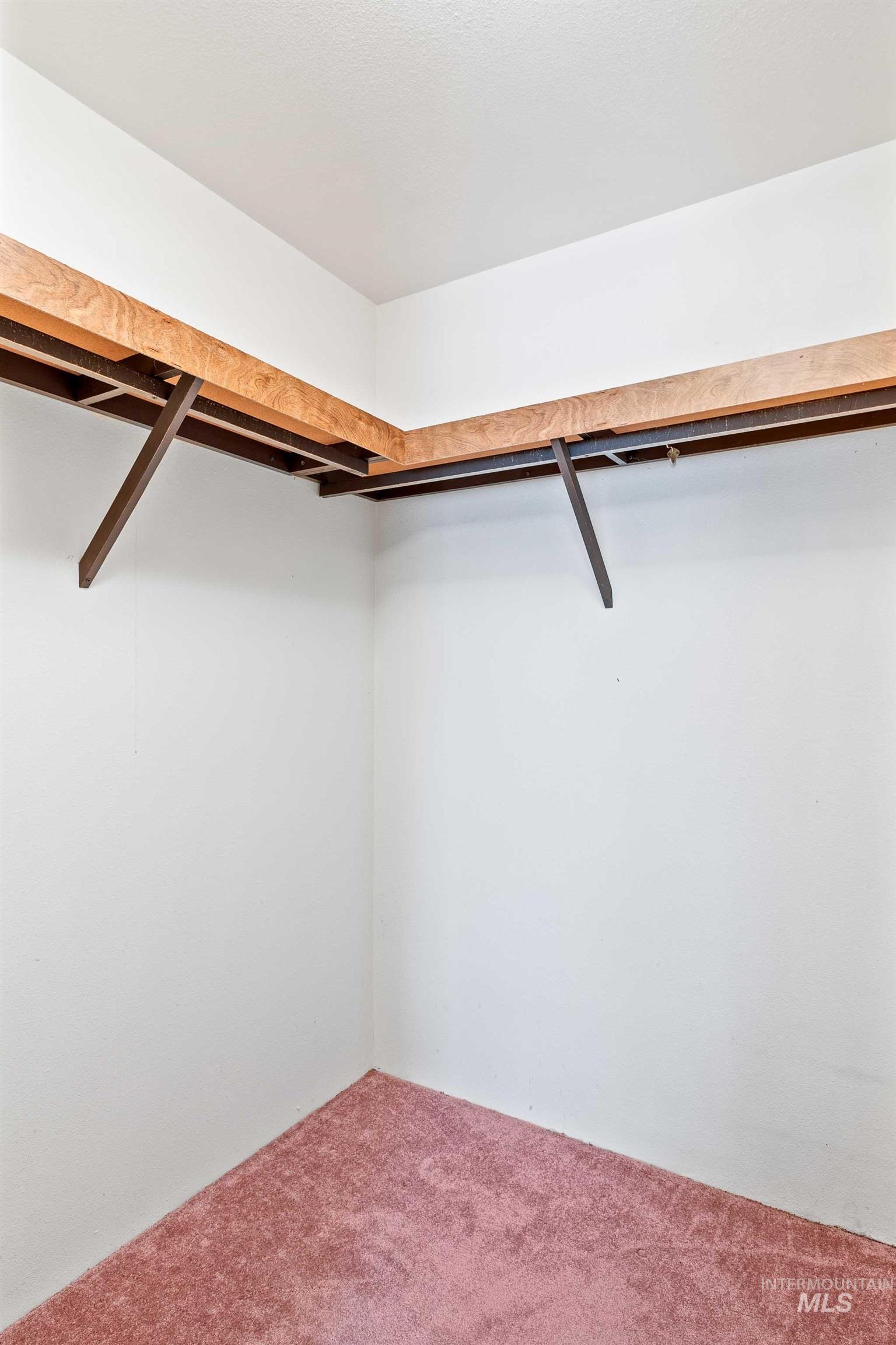 419 Fruitland Avenue Property Photo 14