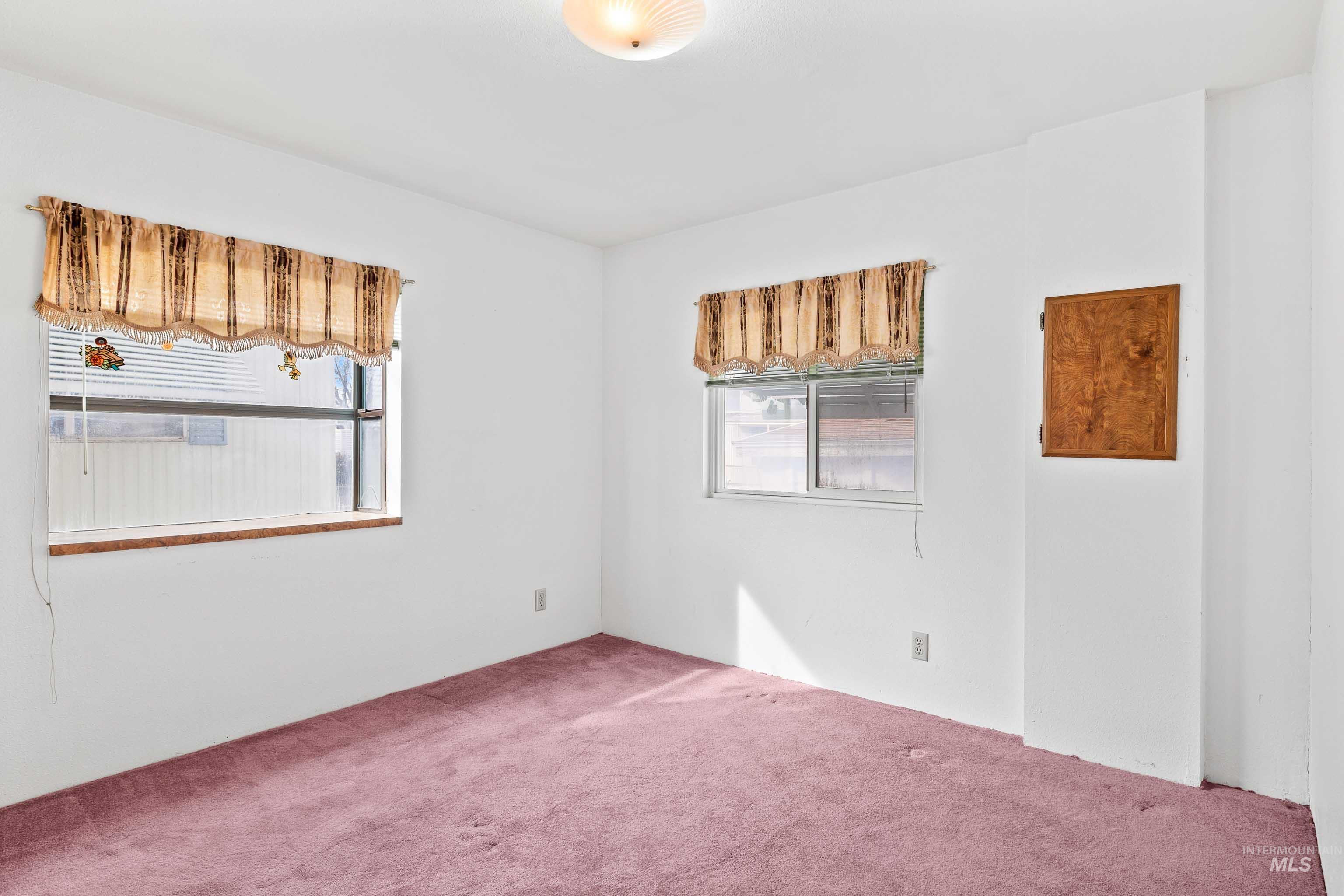 419 Fruitland Avenue Property Photo 15