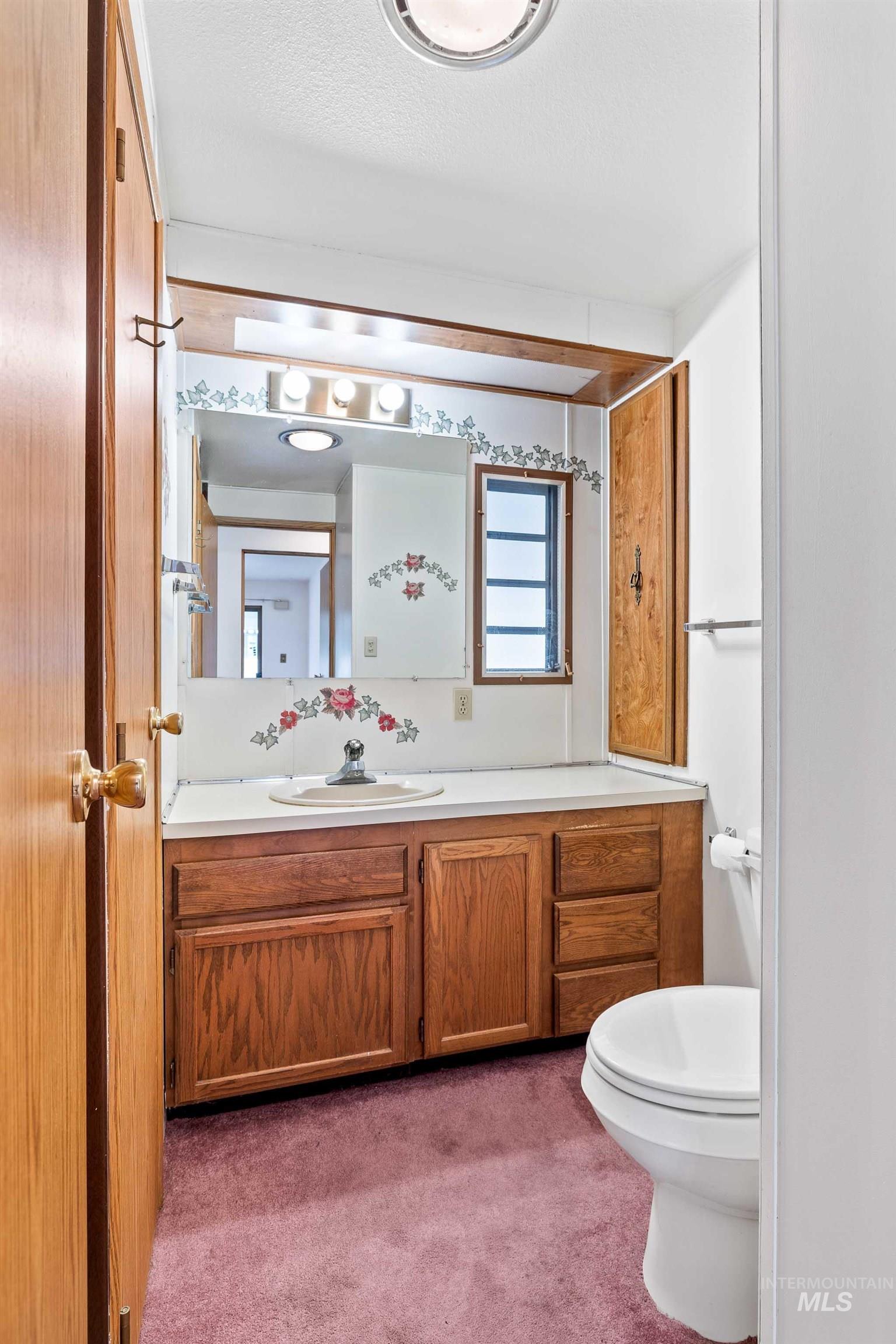 419 Fruitland Avenue Property Photo 17