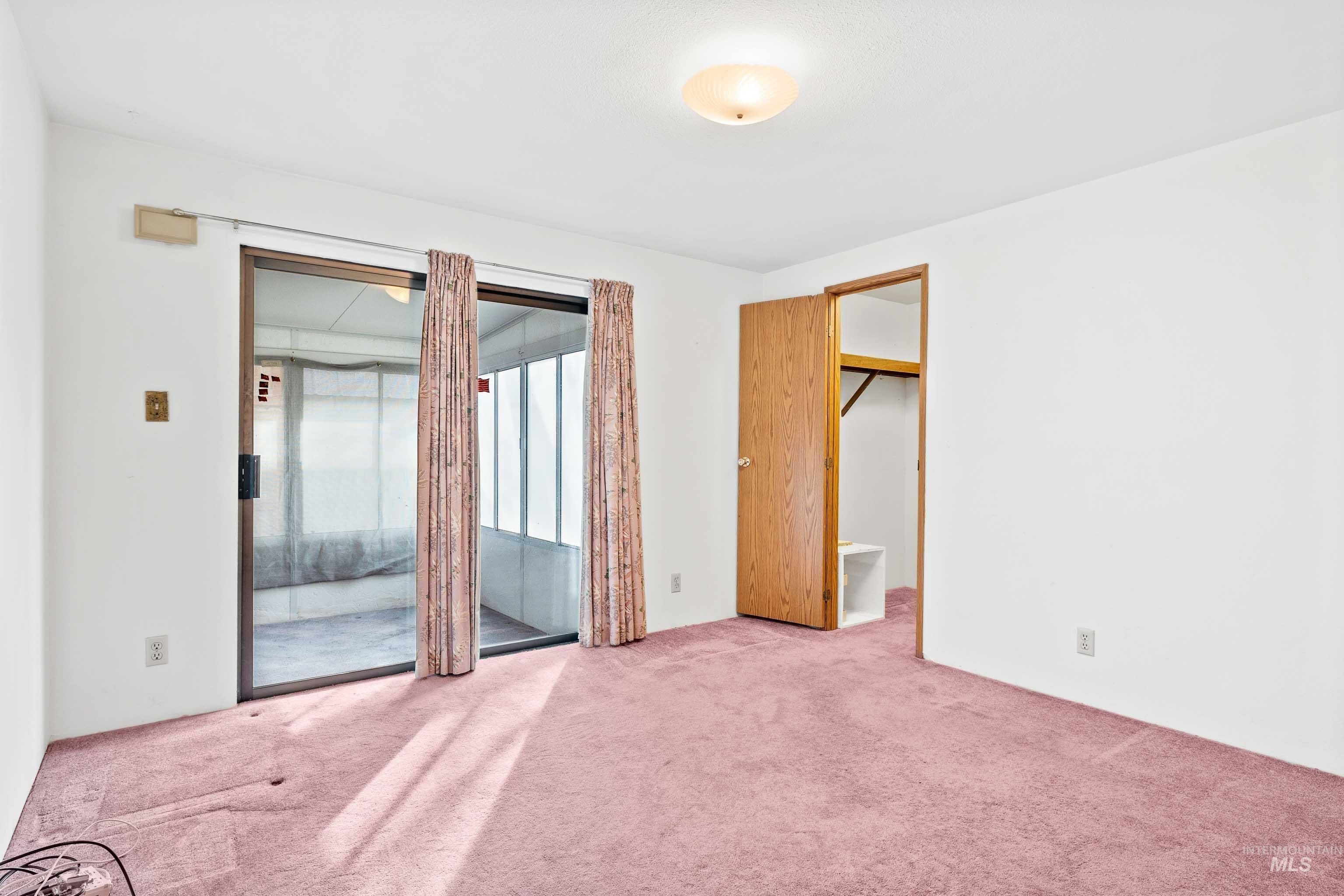 419 Fruitland Avenue Property Photo 19