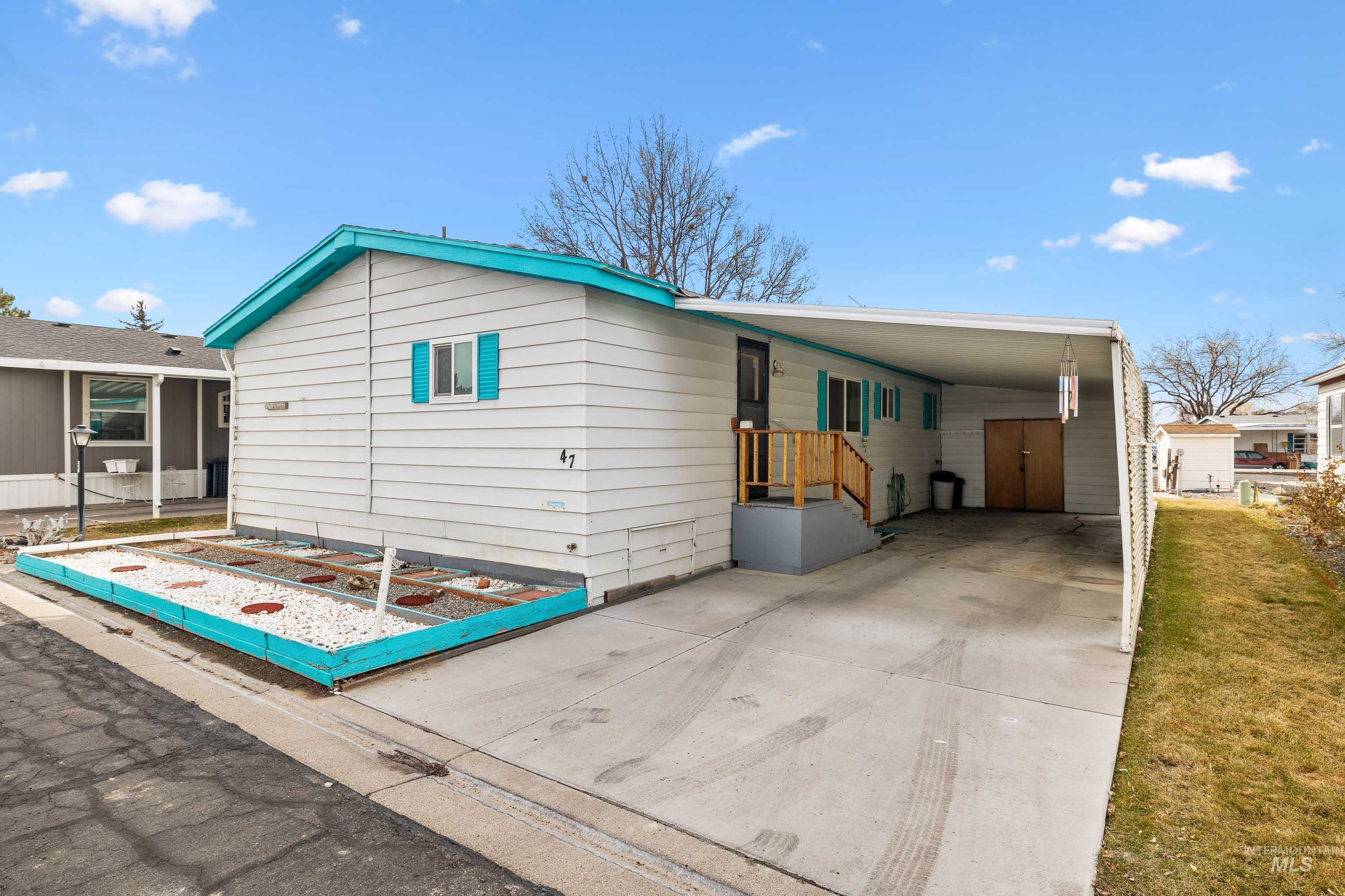 419 Fruitland Avenue Property Photo 25