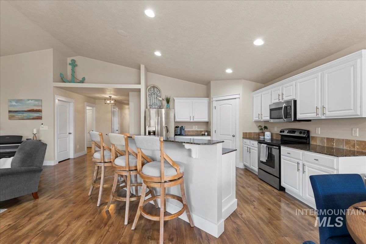 1741 Ne Bedrock St. Property Photo 15