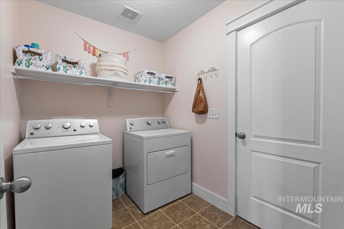 1741 Ne Bedrock St. Property Photo 36