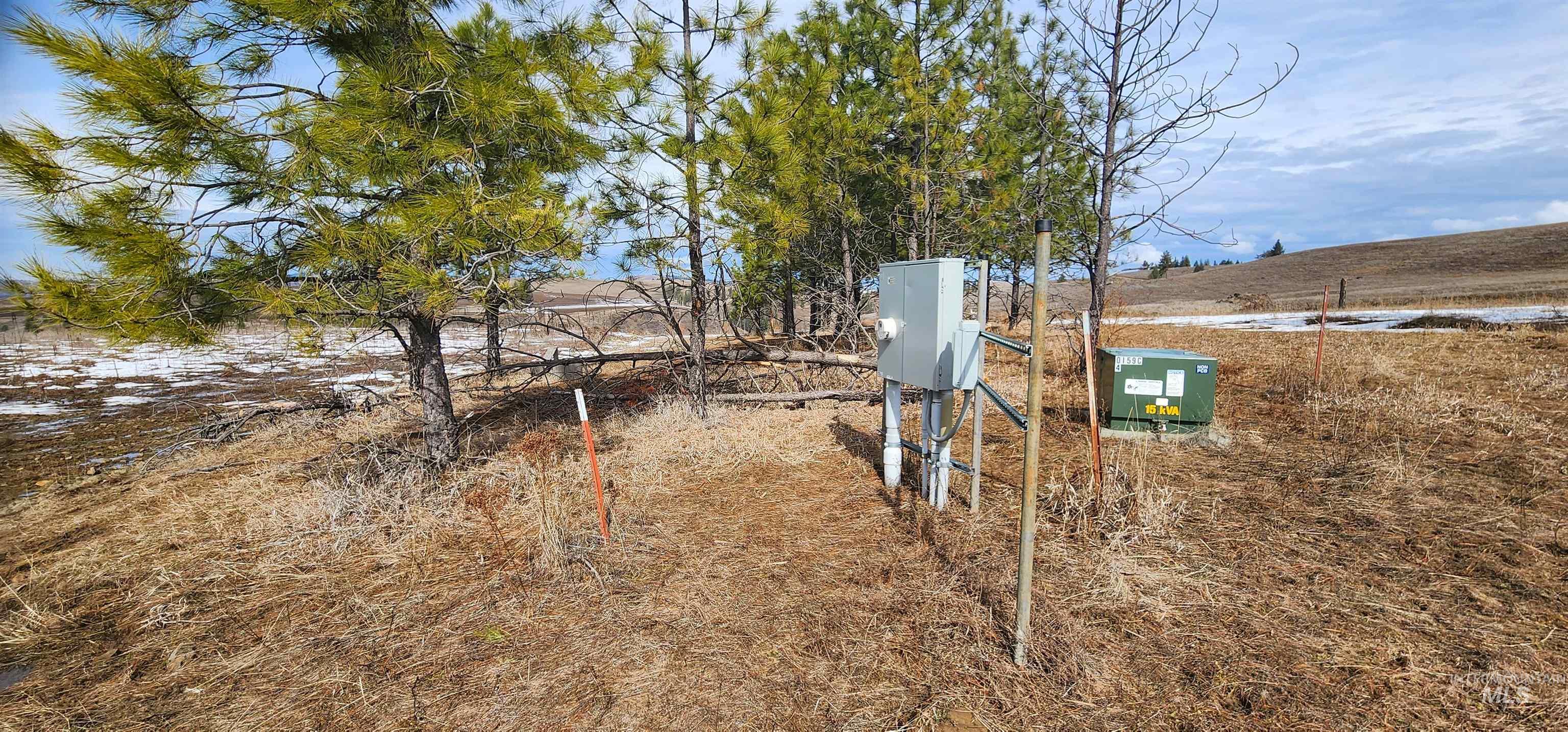 135 Sedona Trail Property Photo 4