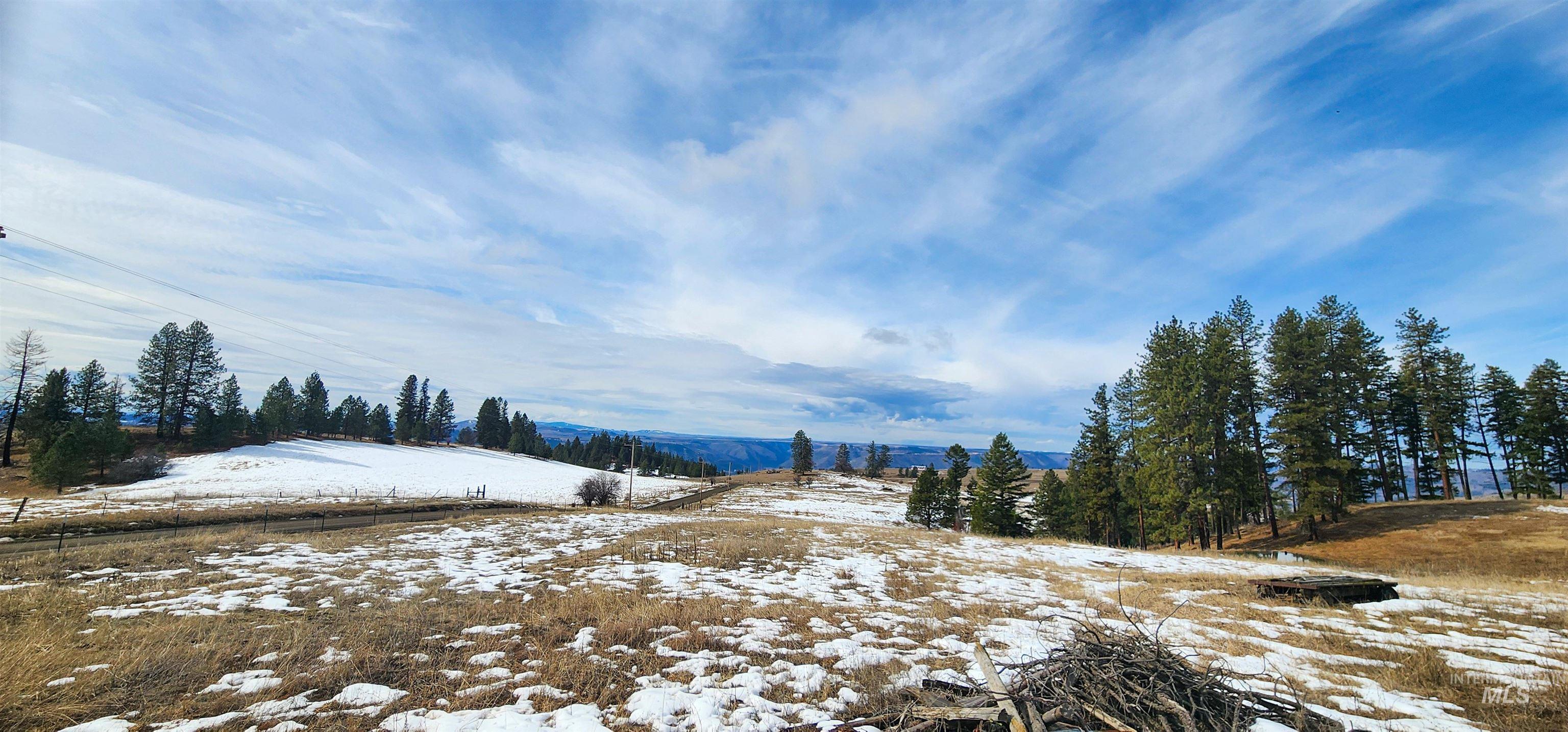 135 Sedona Trail Property Photo 5