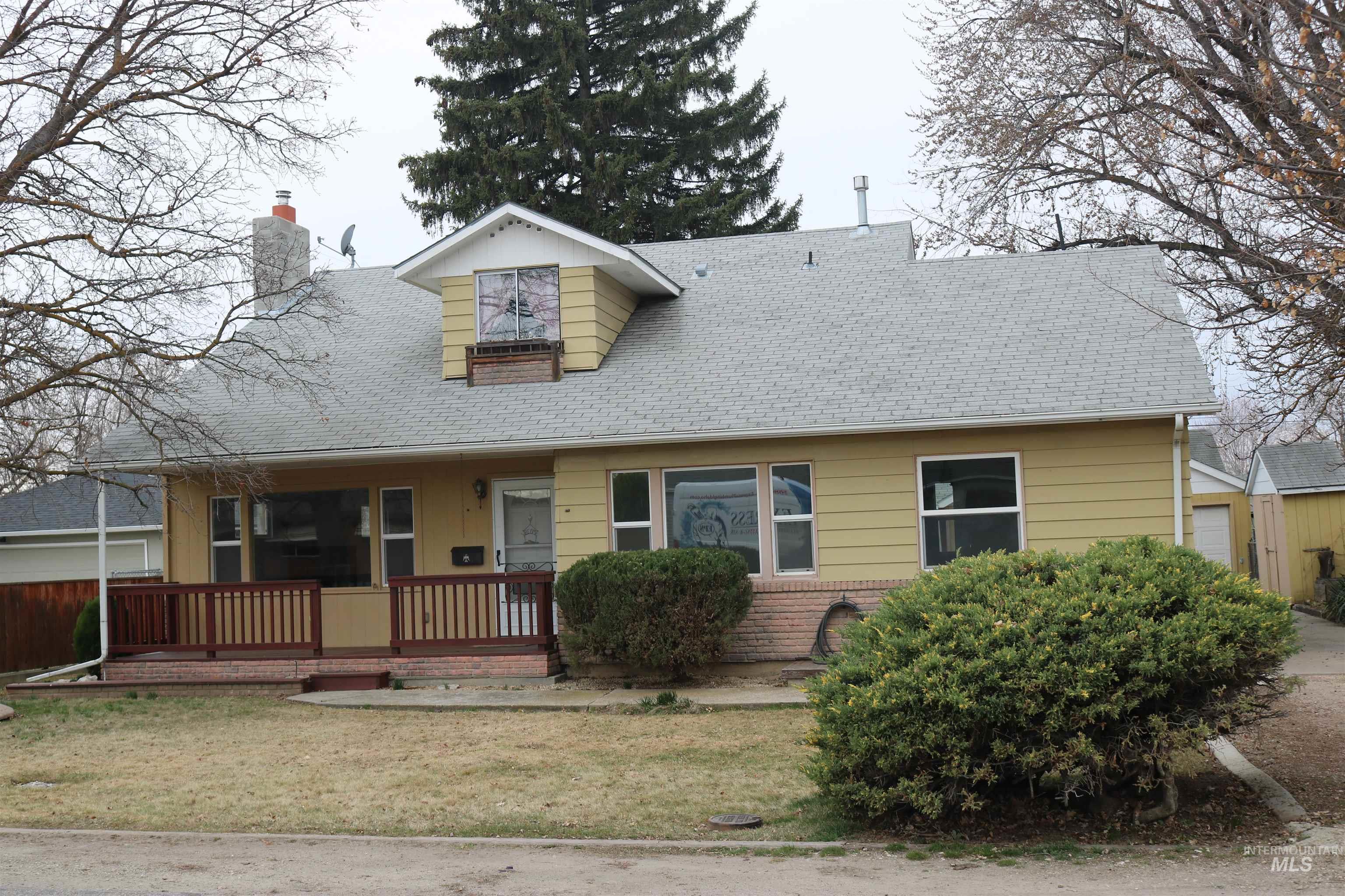 615 S Scott Property Photo