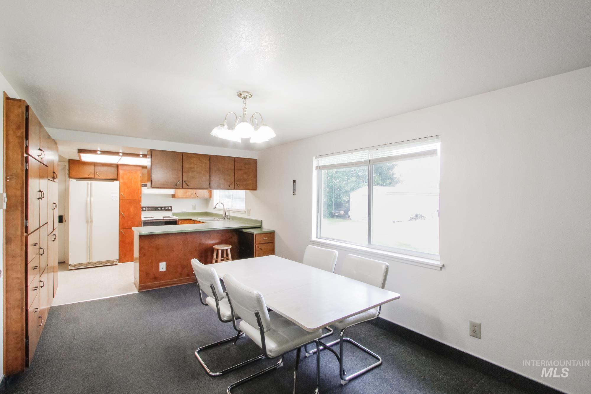 17050 Midland Blvd Property Photo 5