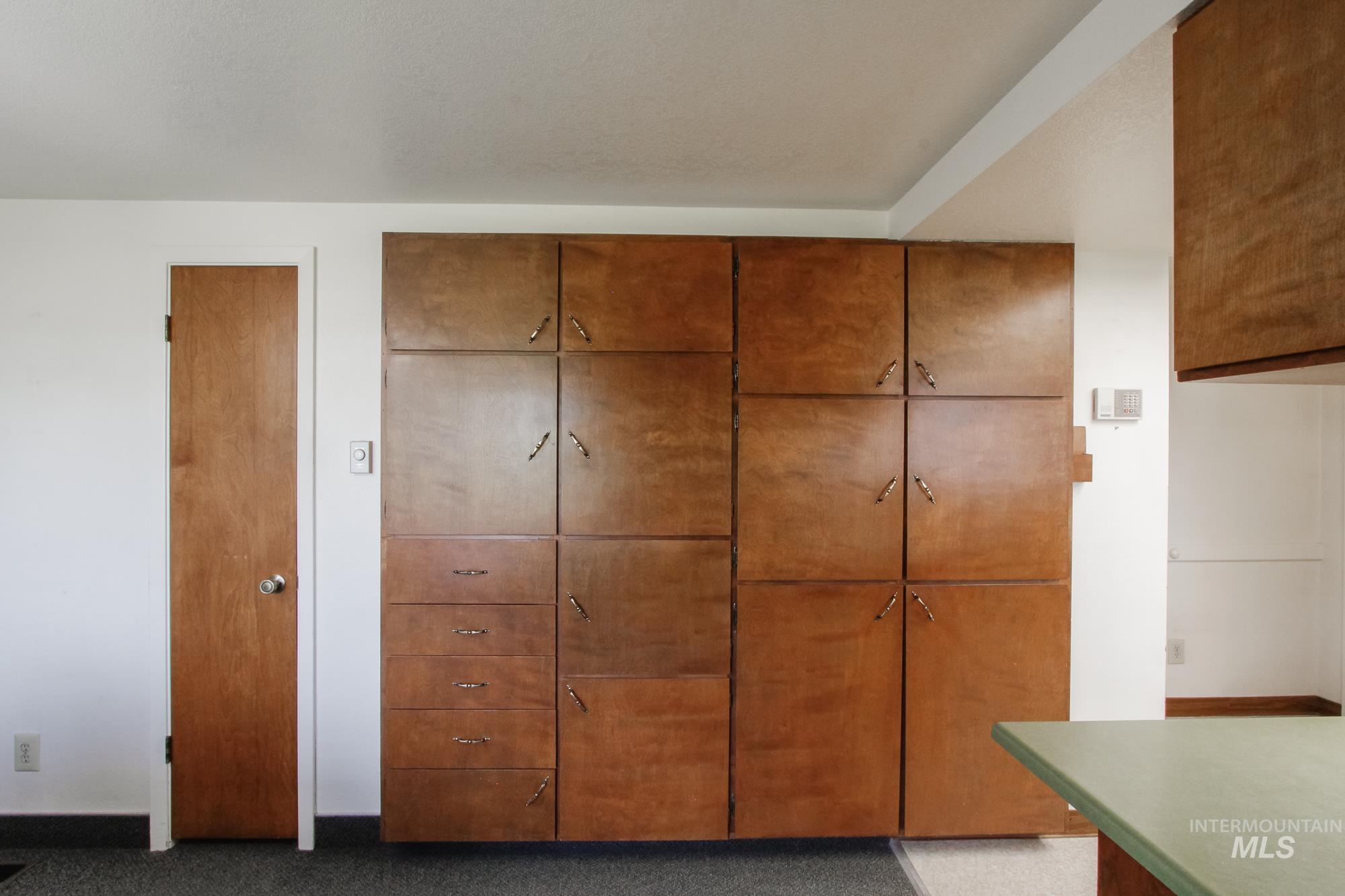 17050 Midland Blvd Property Photo 7