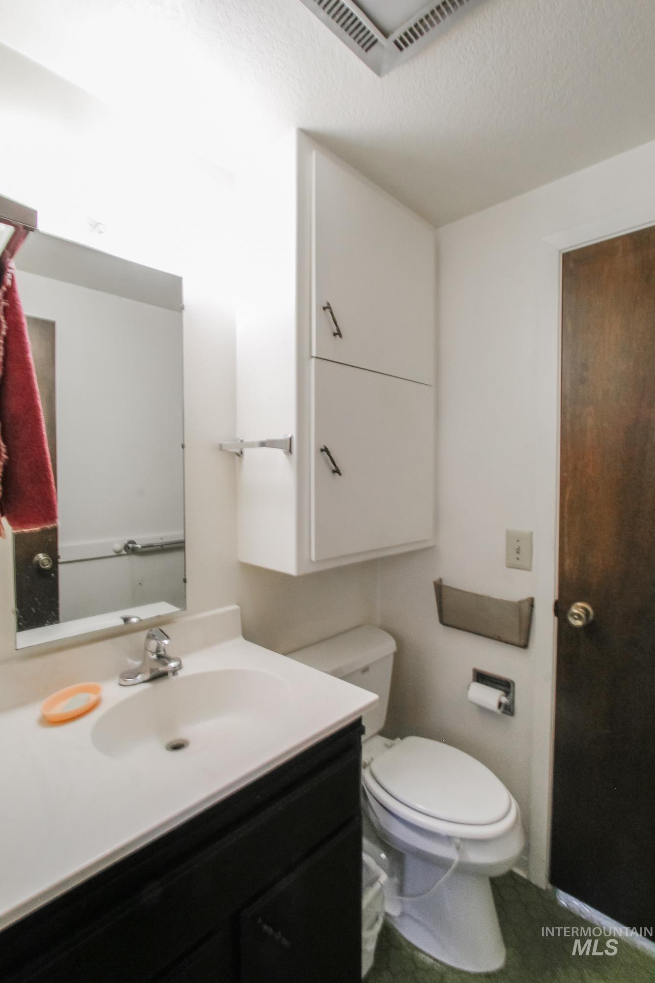 17050 Midland Blvd Property Photo 16