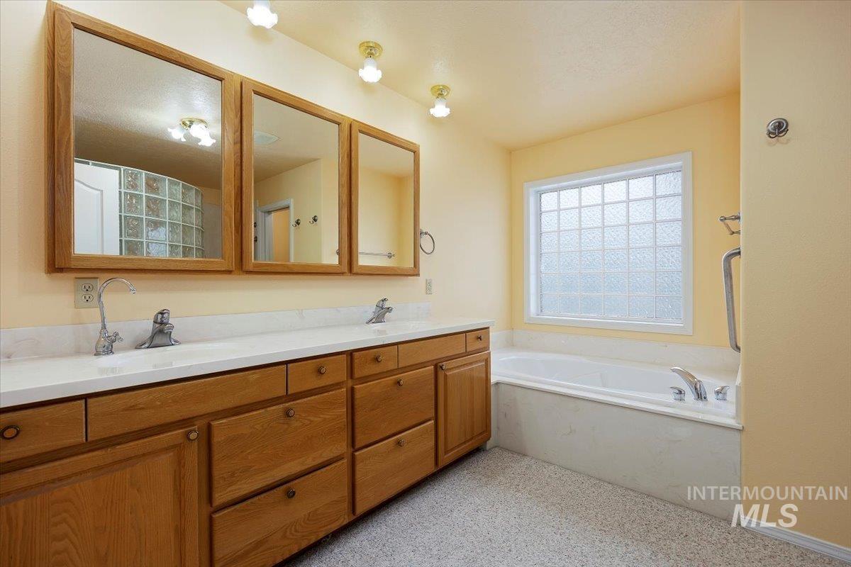 3610 E 3850 N Property Photo 24