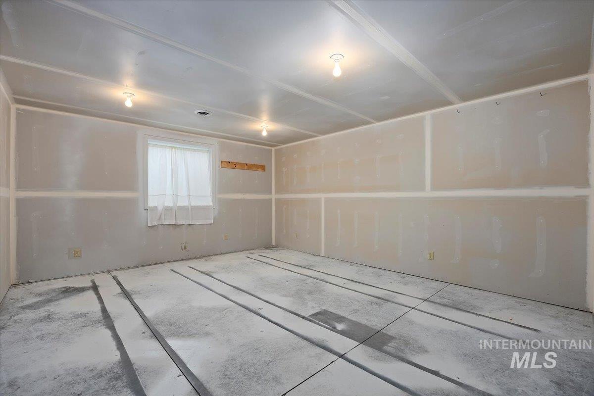 3610 E 3850 N Property Photo 37