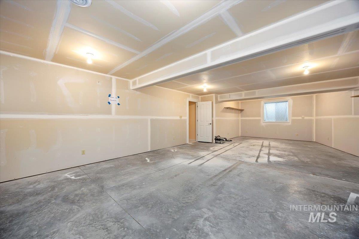 3610 E 3850 N Property Photo 38