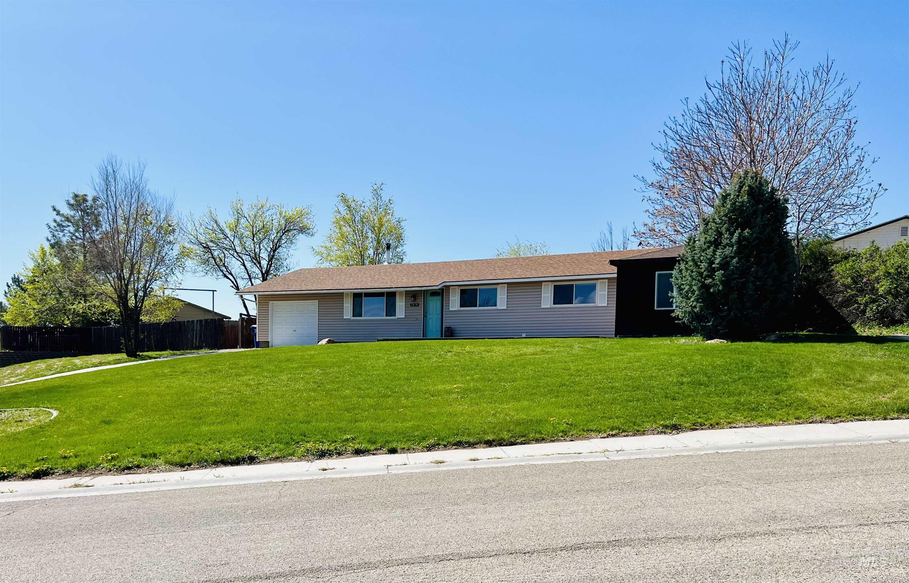 7979 S Cross Fox Property Photo 1