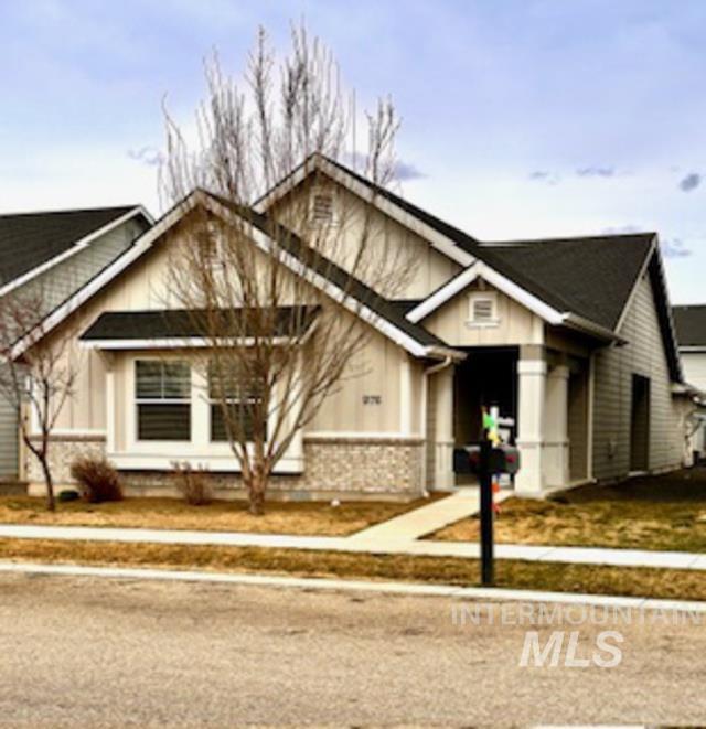 Crossfield Real Estate Listings Main Image