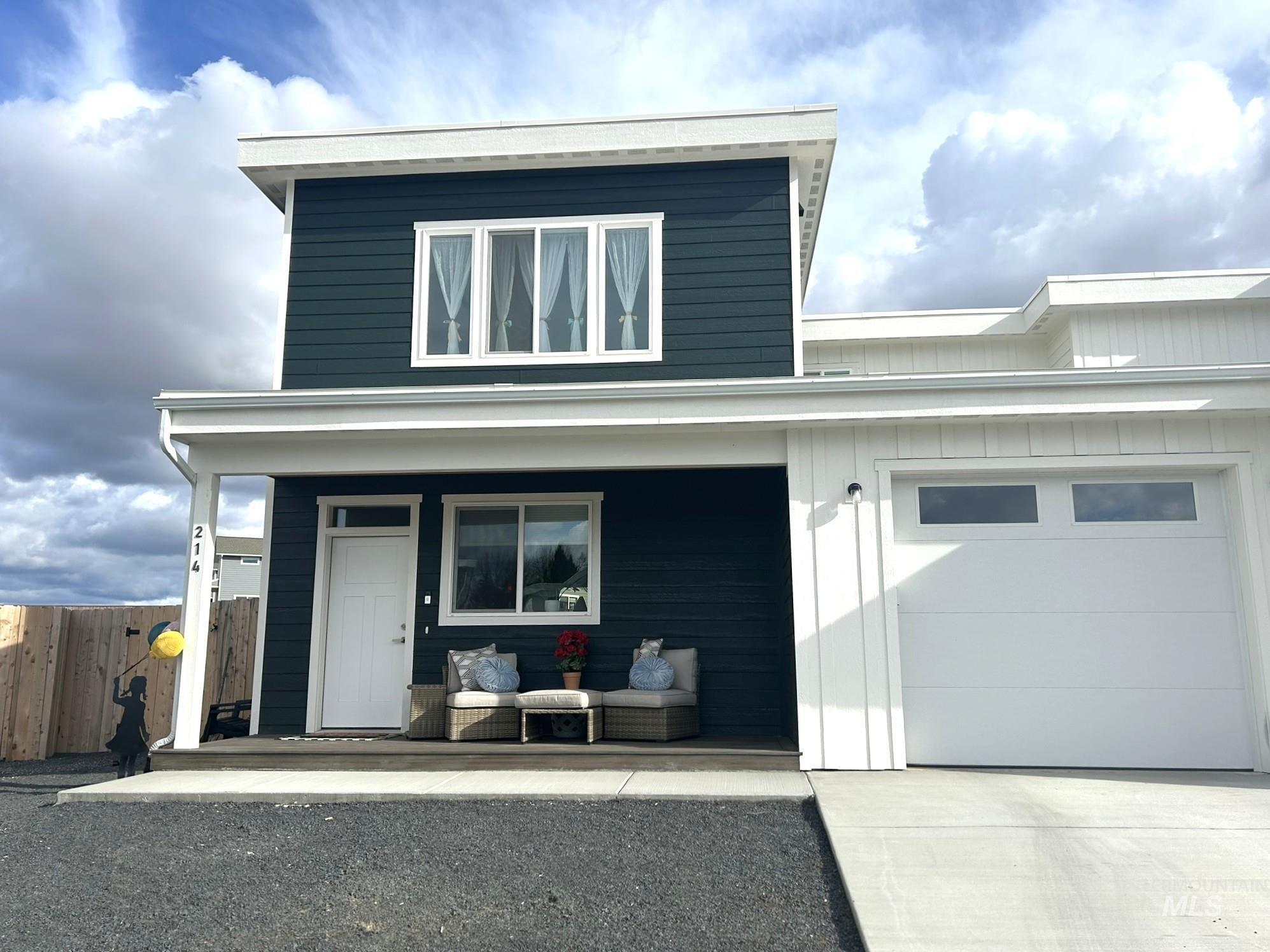 214 Wheatland Property Photo
