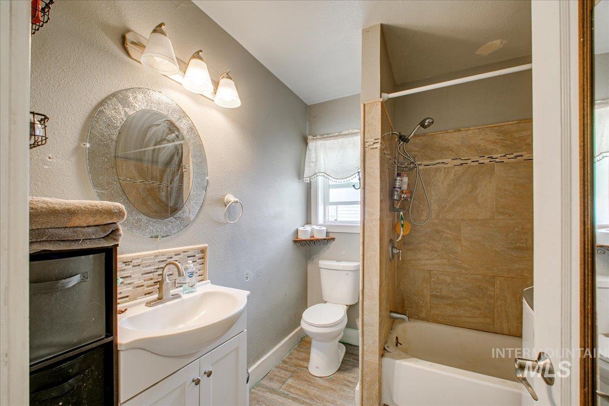 512 7th Street S Property Photo 14